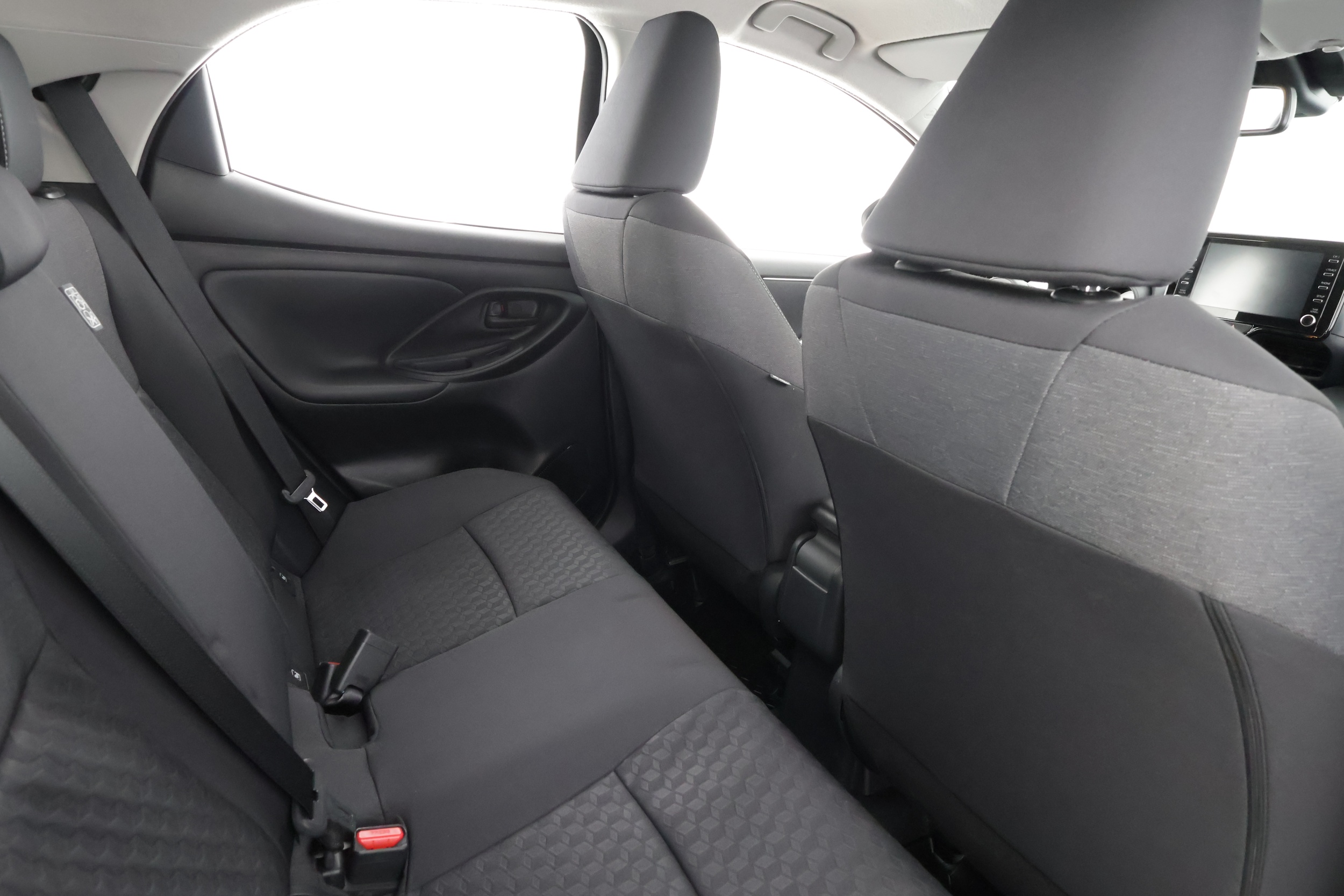TOYOTA YARIS 2024
