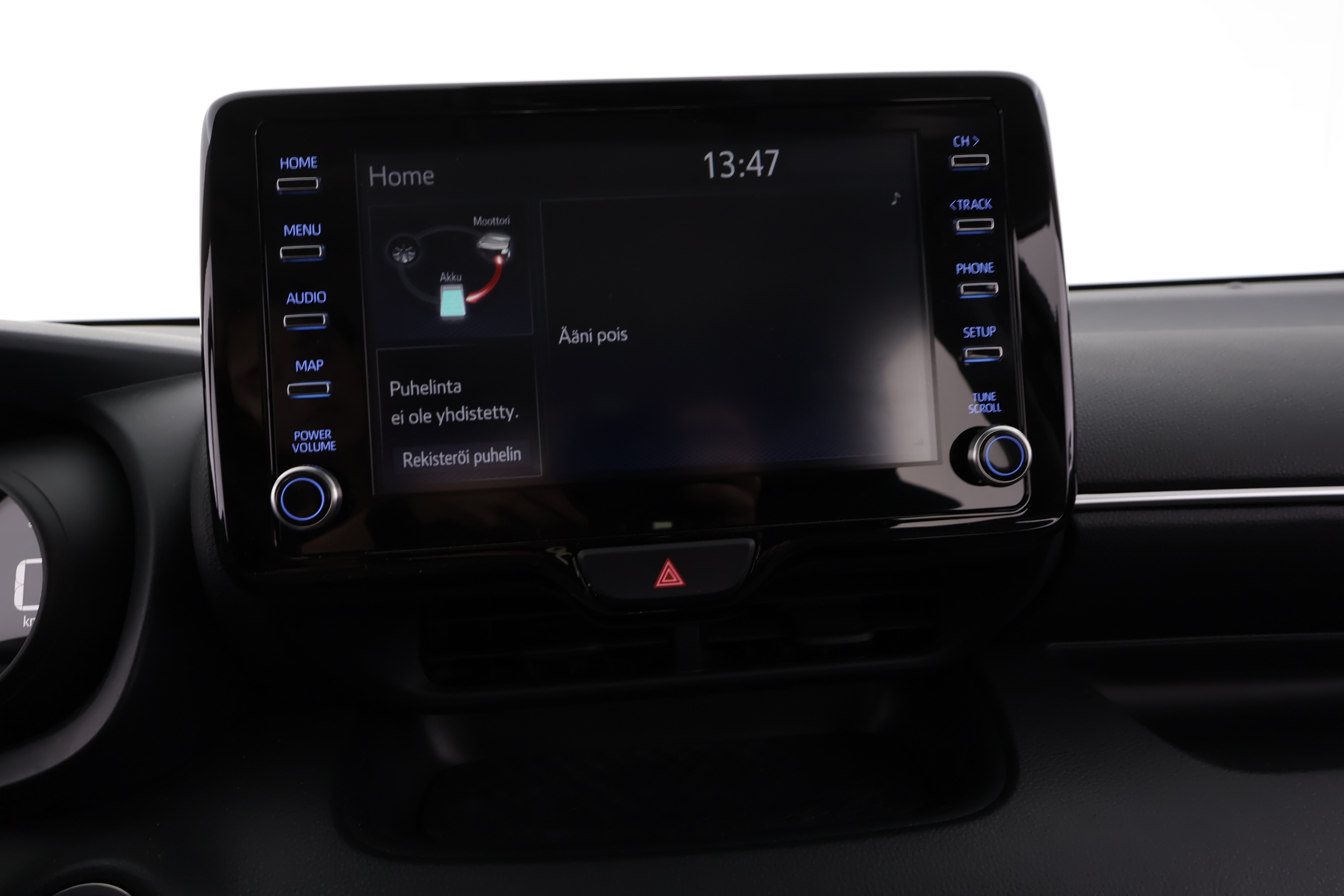 TOYOTA YARIS 2024