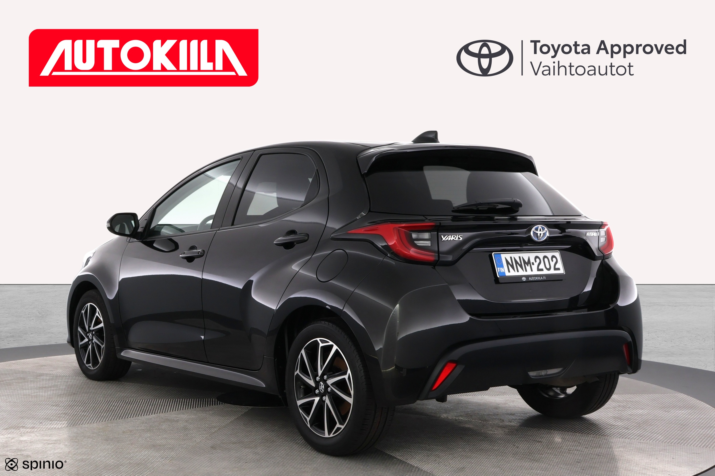 TOYOTA YARIS 2024