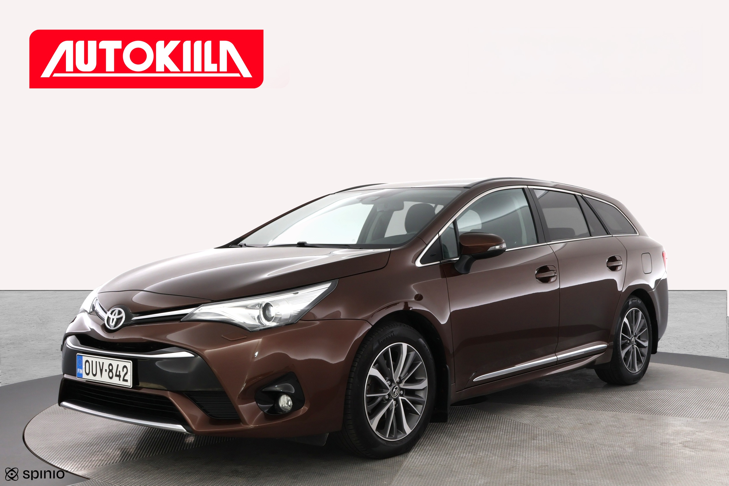 TOYOTA AVENSIS 2015
