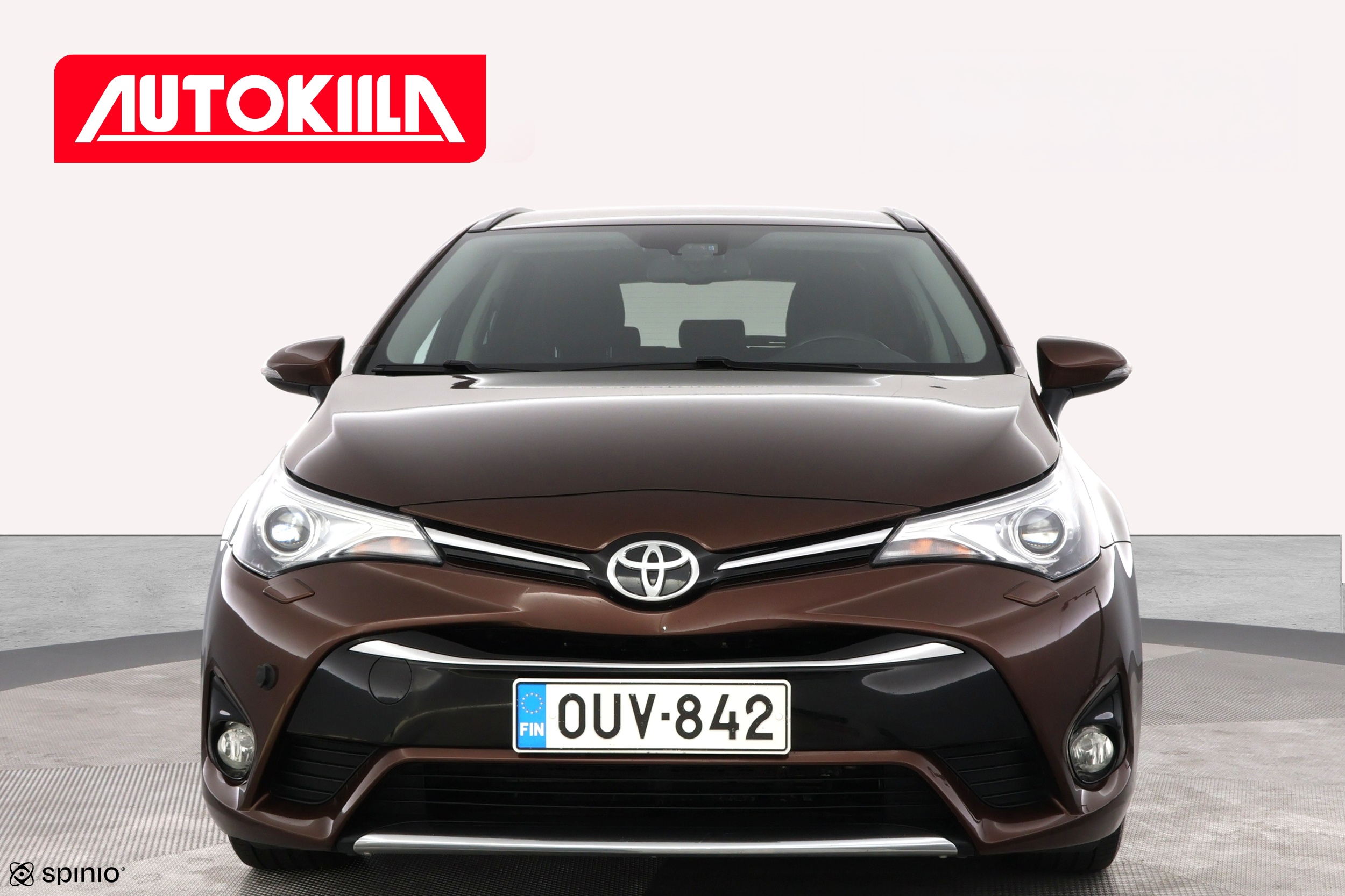 TOYOTA AVENSIS 2015