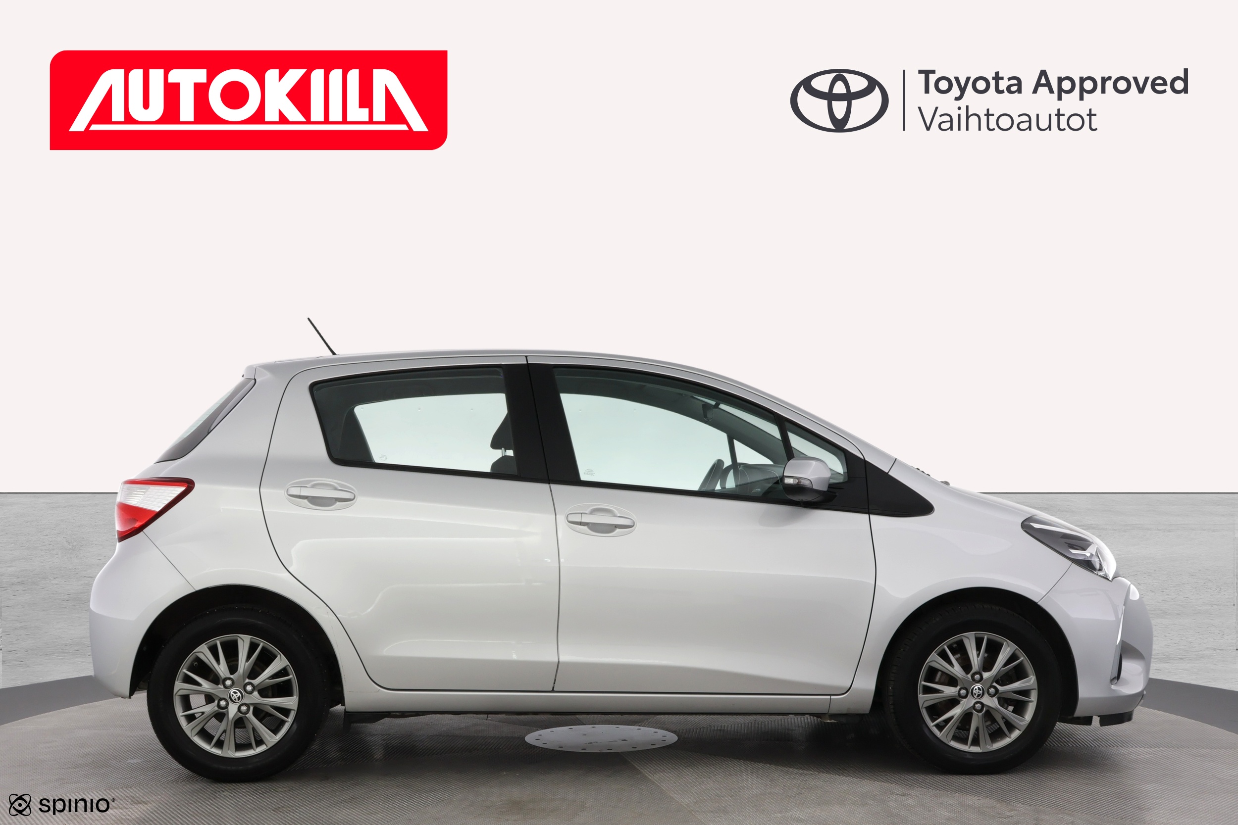 TOYOTA YARIS 2017