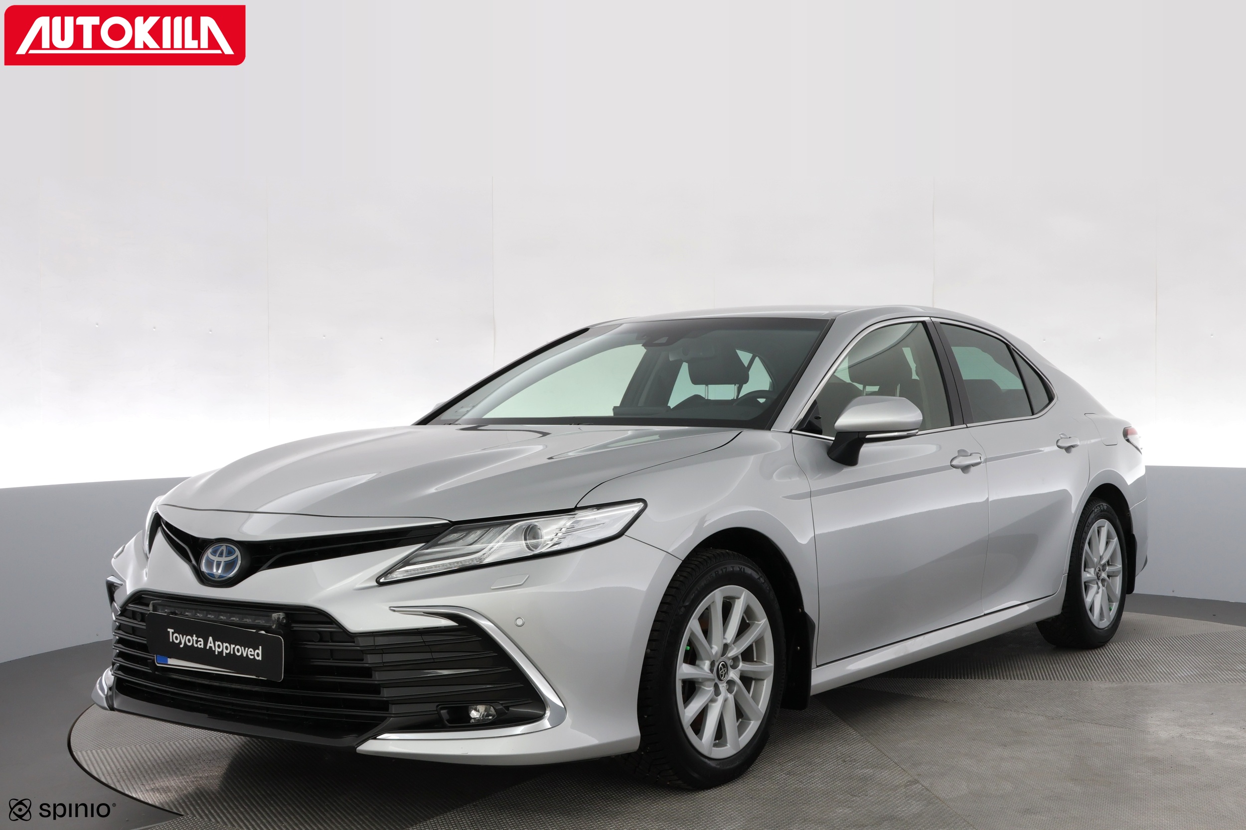 TOYOTA CAMRY 2023