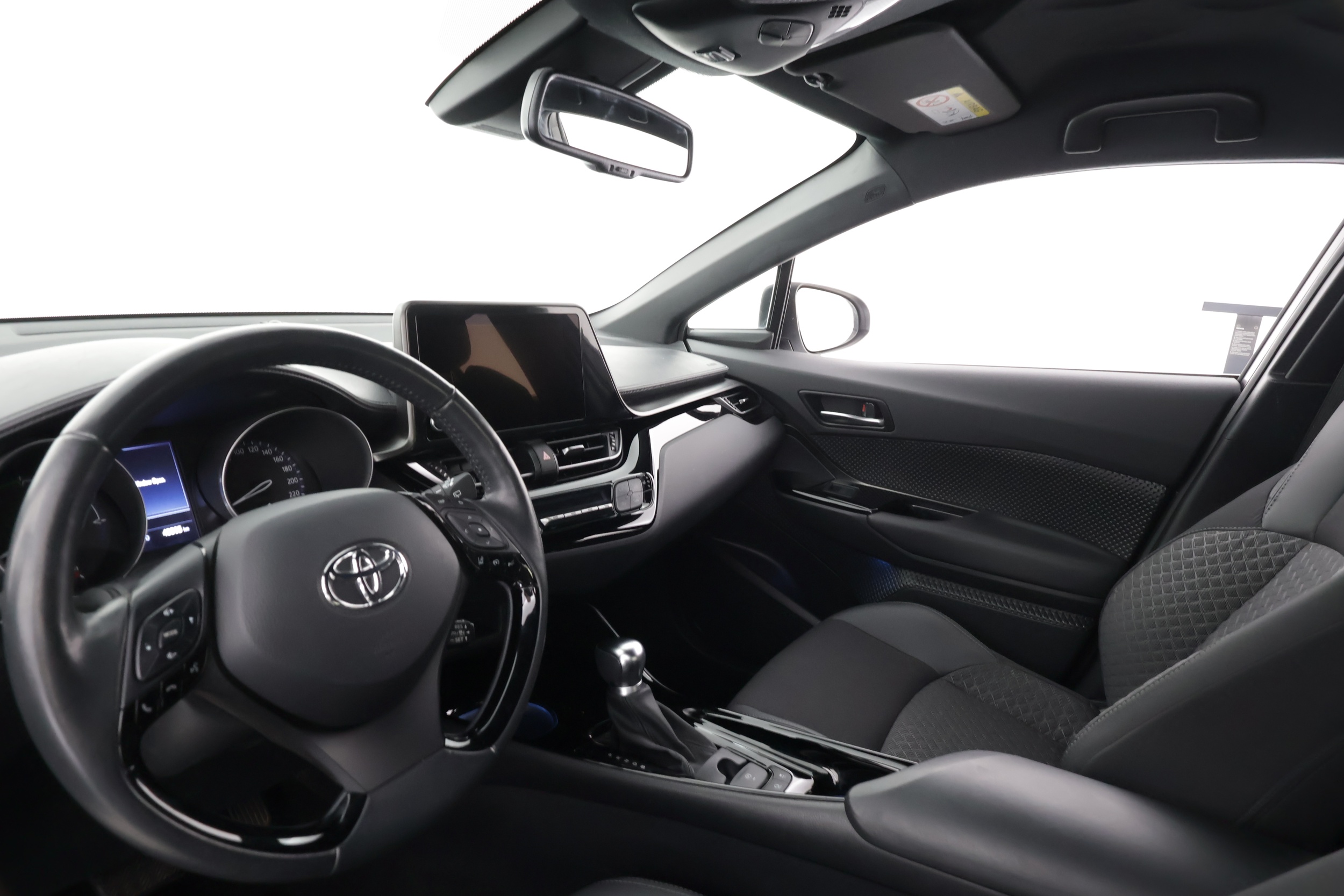 TOYOTA C-HR 2023