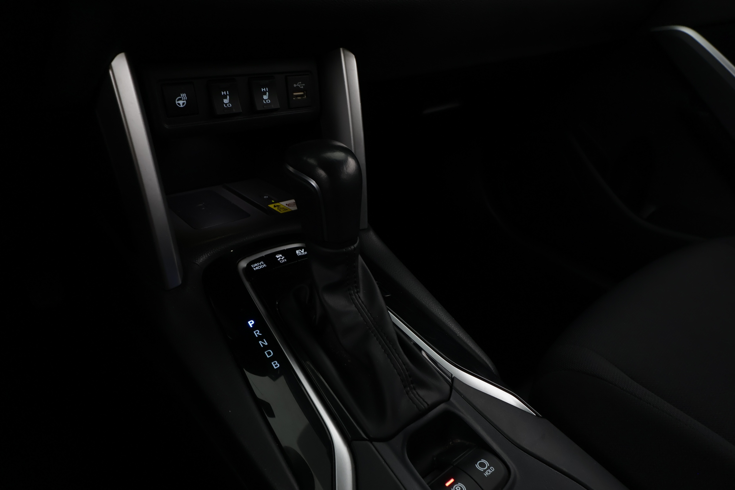 TOYOTA Corolla Cross 2023