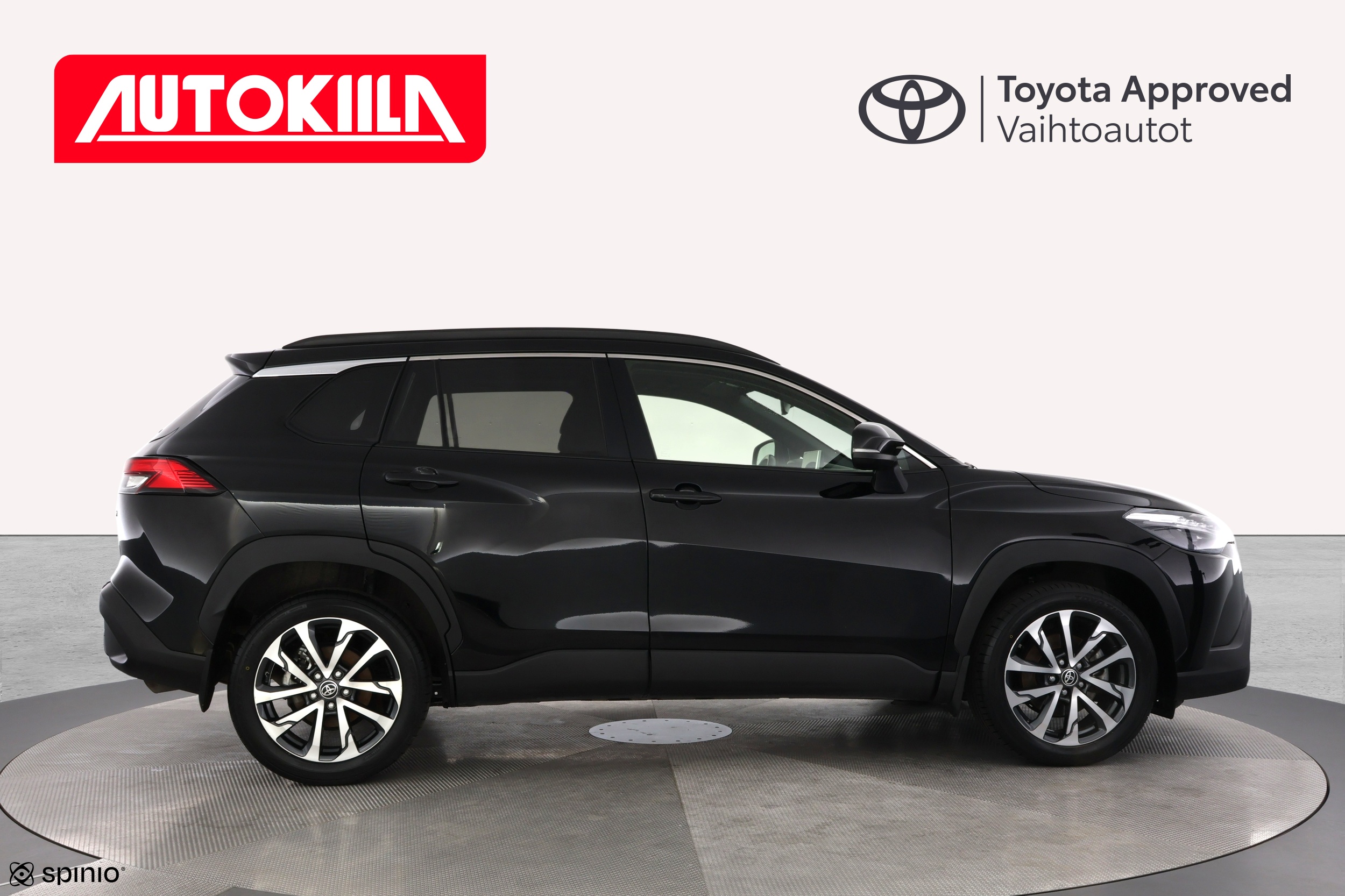 TOYOTA Corolla Cross 2023