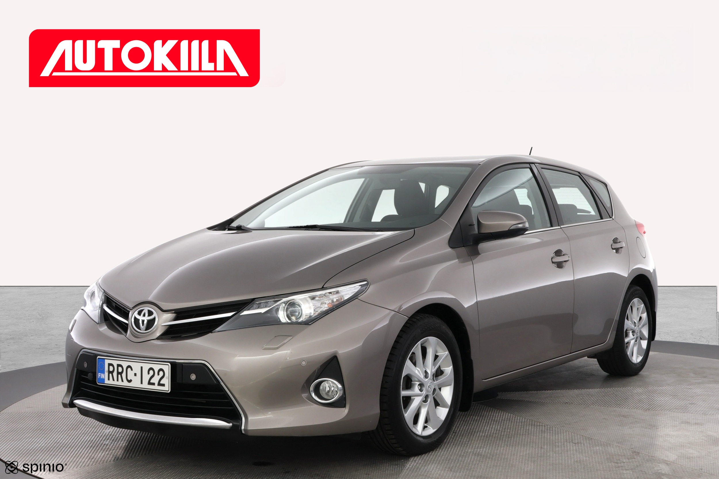 TOYOTA AURIS 2013