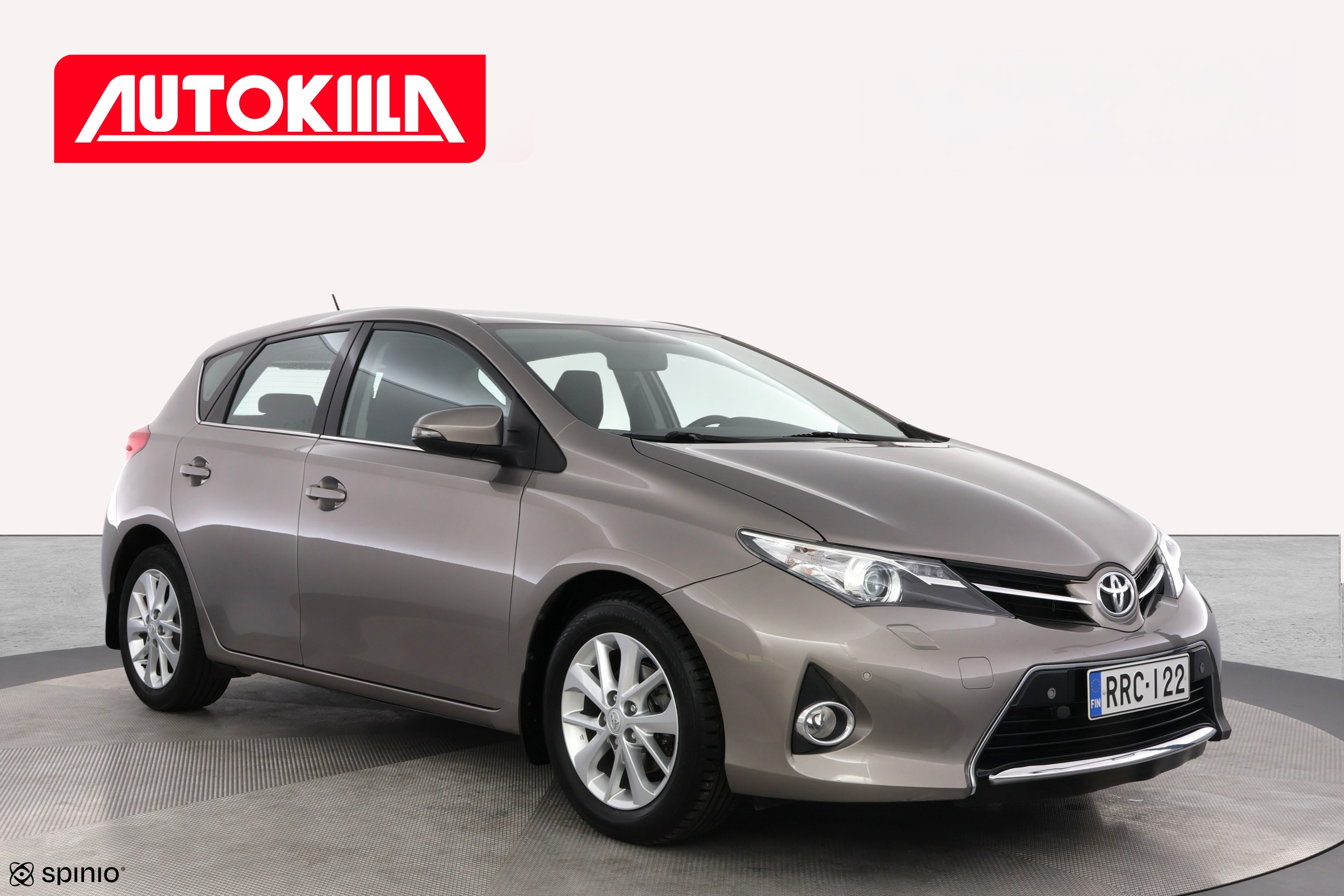 TOYOTA AURIS 2013
