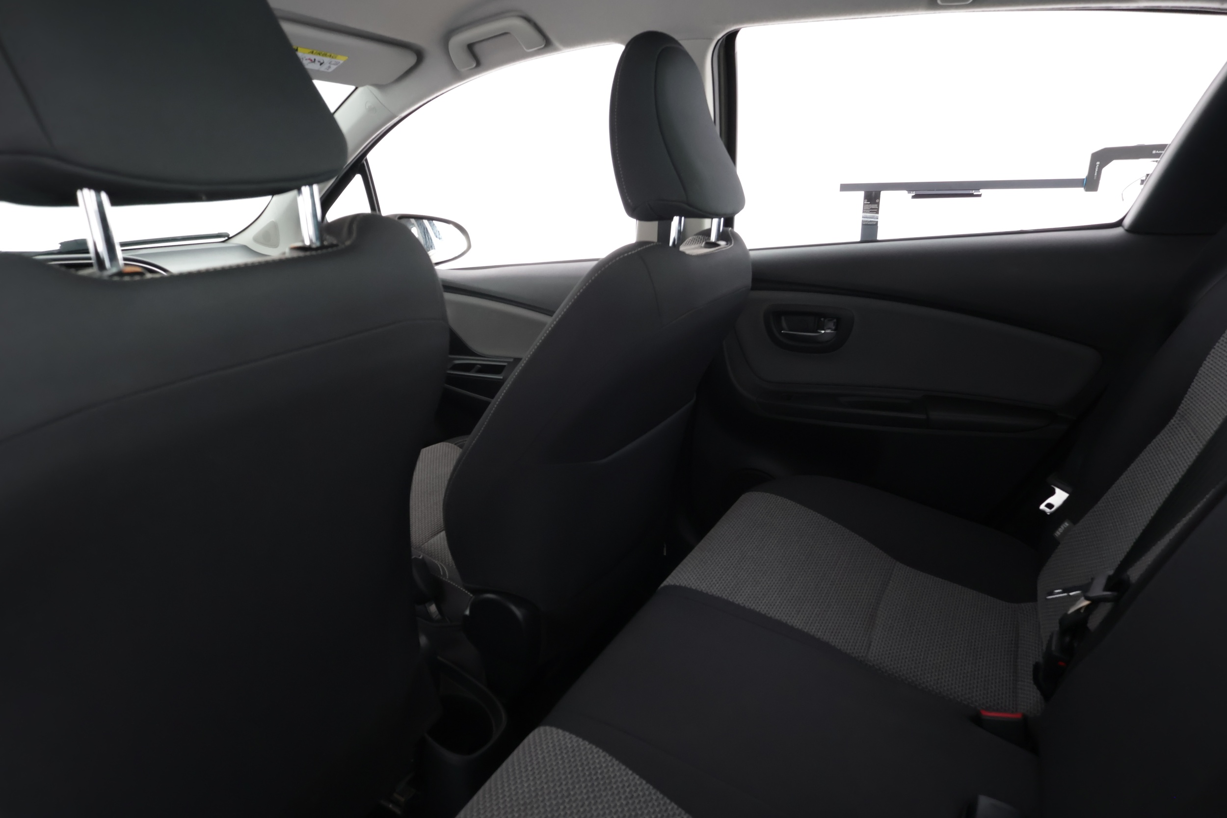 TOYOTA YARIS 2016