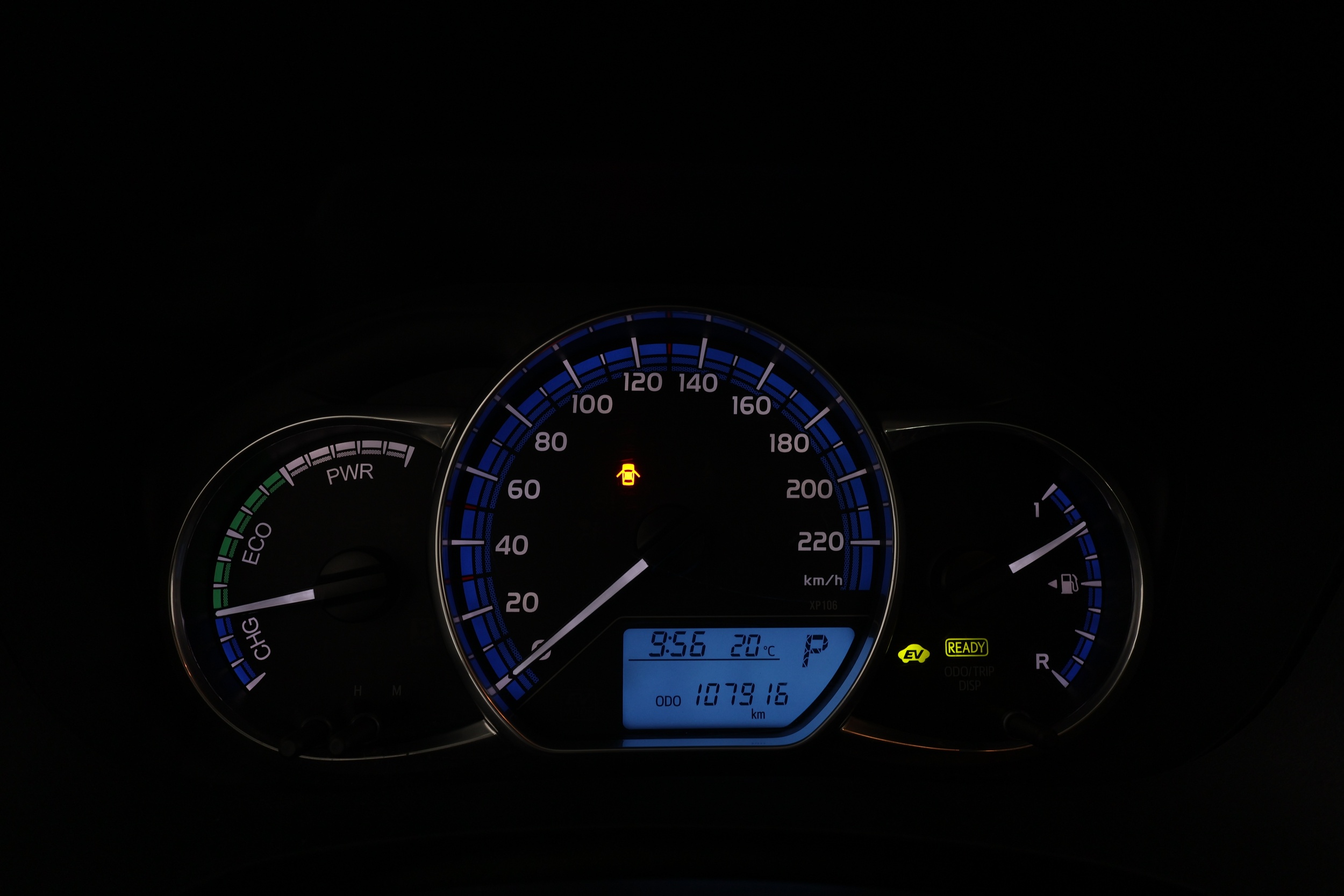 TOYOTA YARIS 2016
