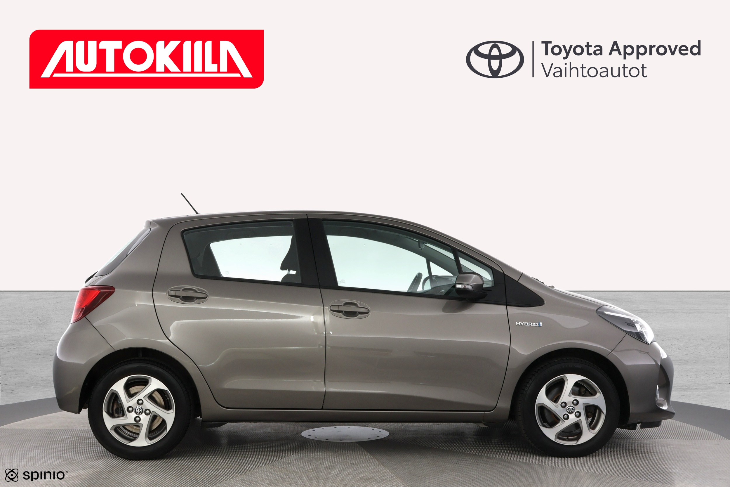 TOYOTA YARIS 2016