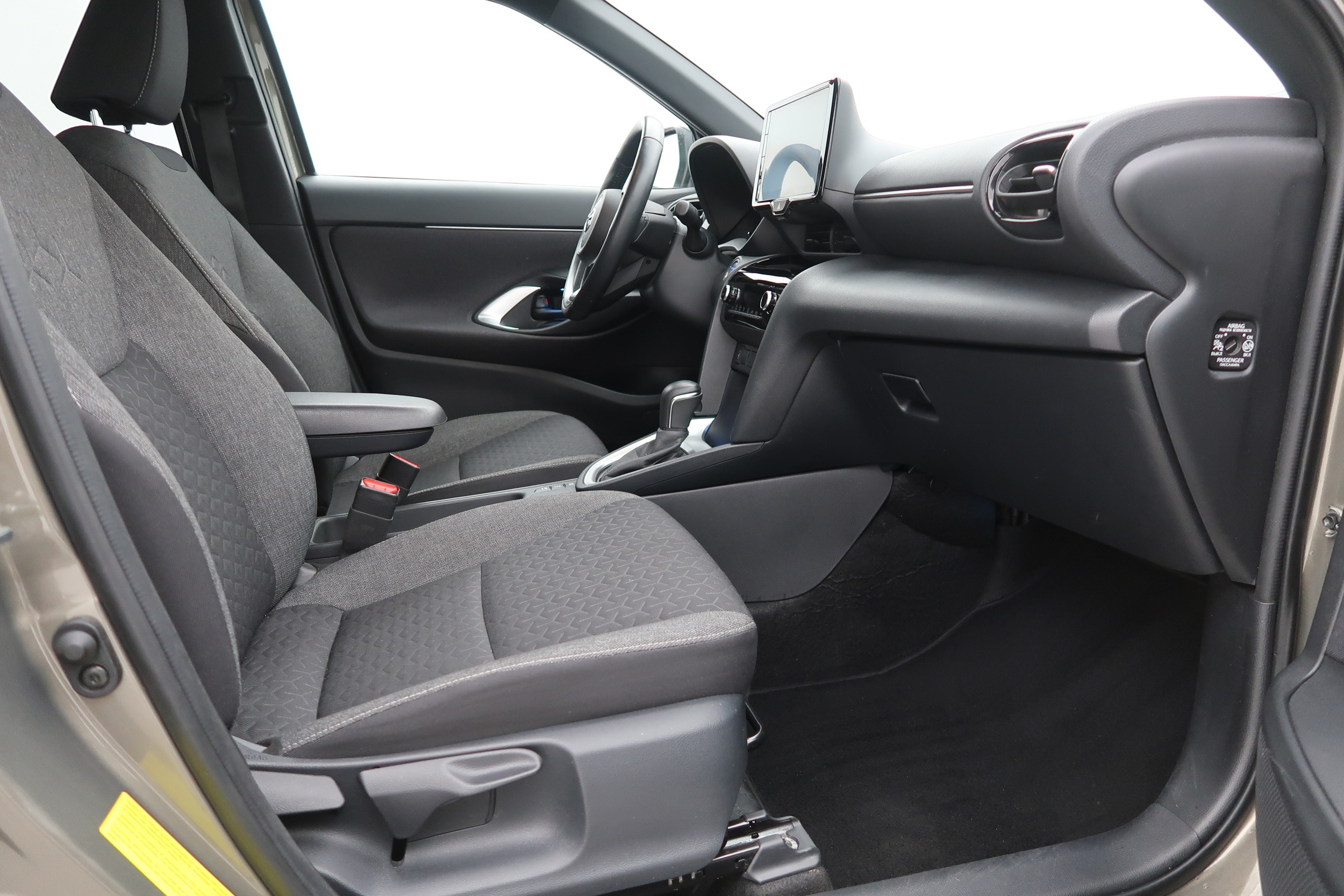 TOYOTA Yaris Cross 2023