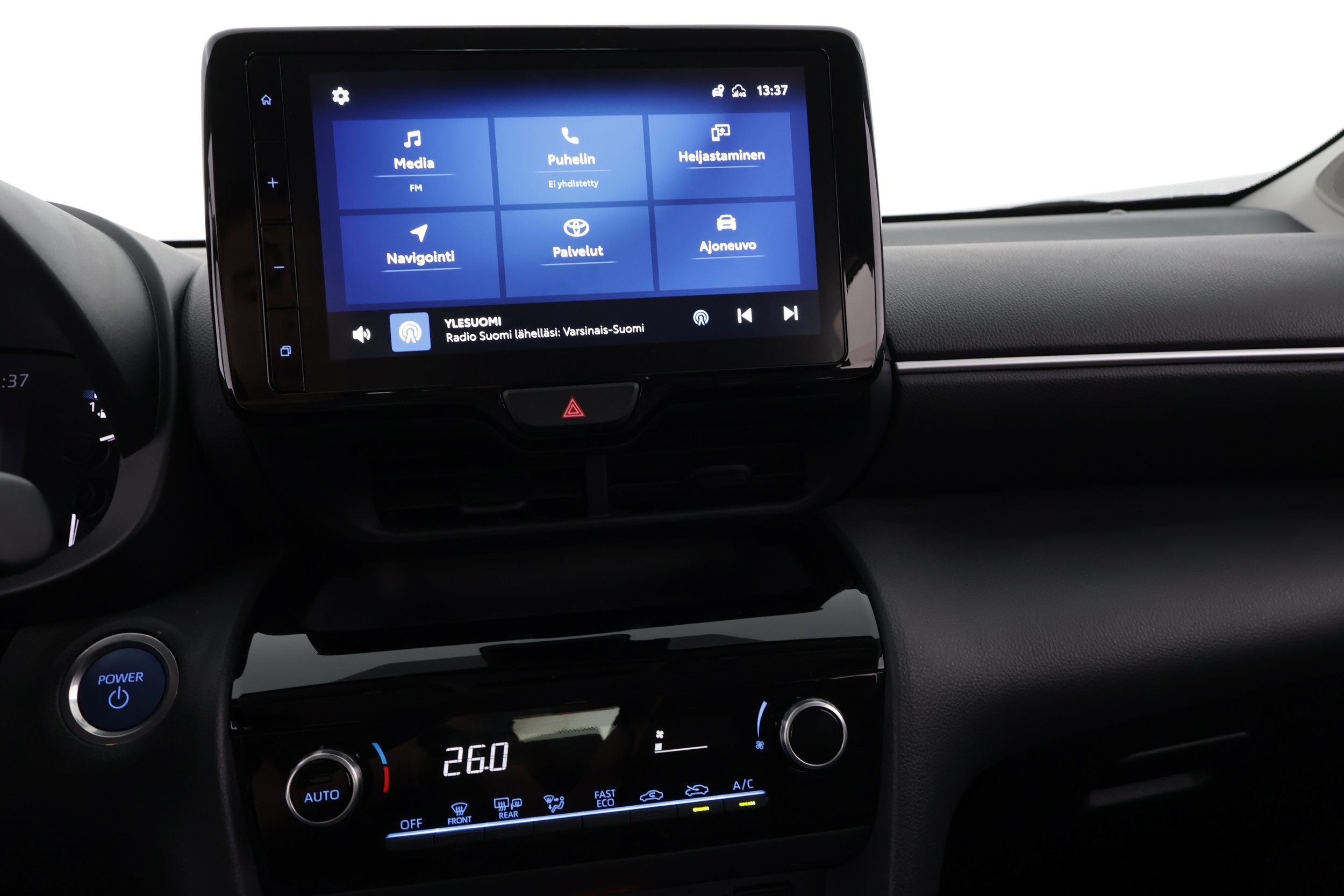 TOYOTA Yaris Cross 2024