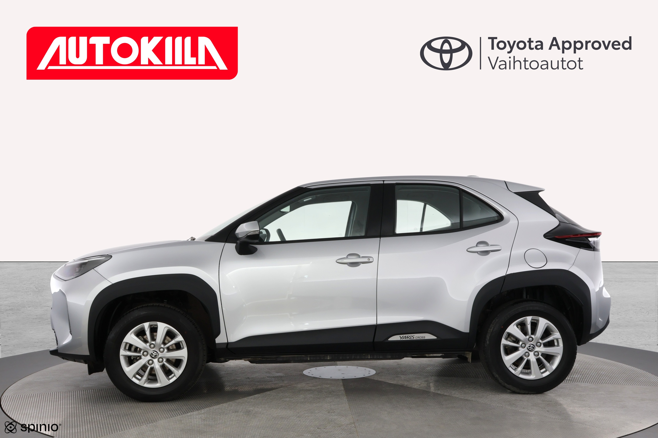 TOYOTA Yaris Cross 2024