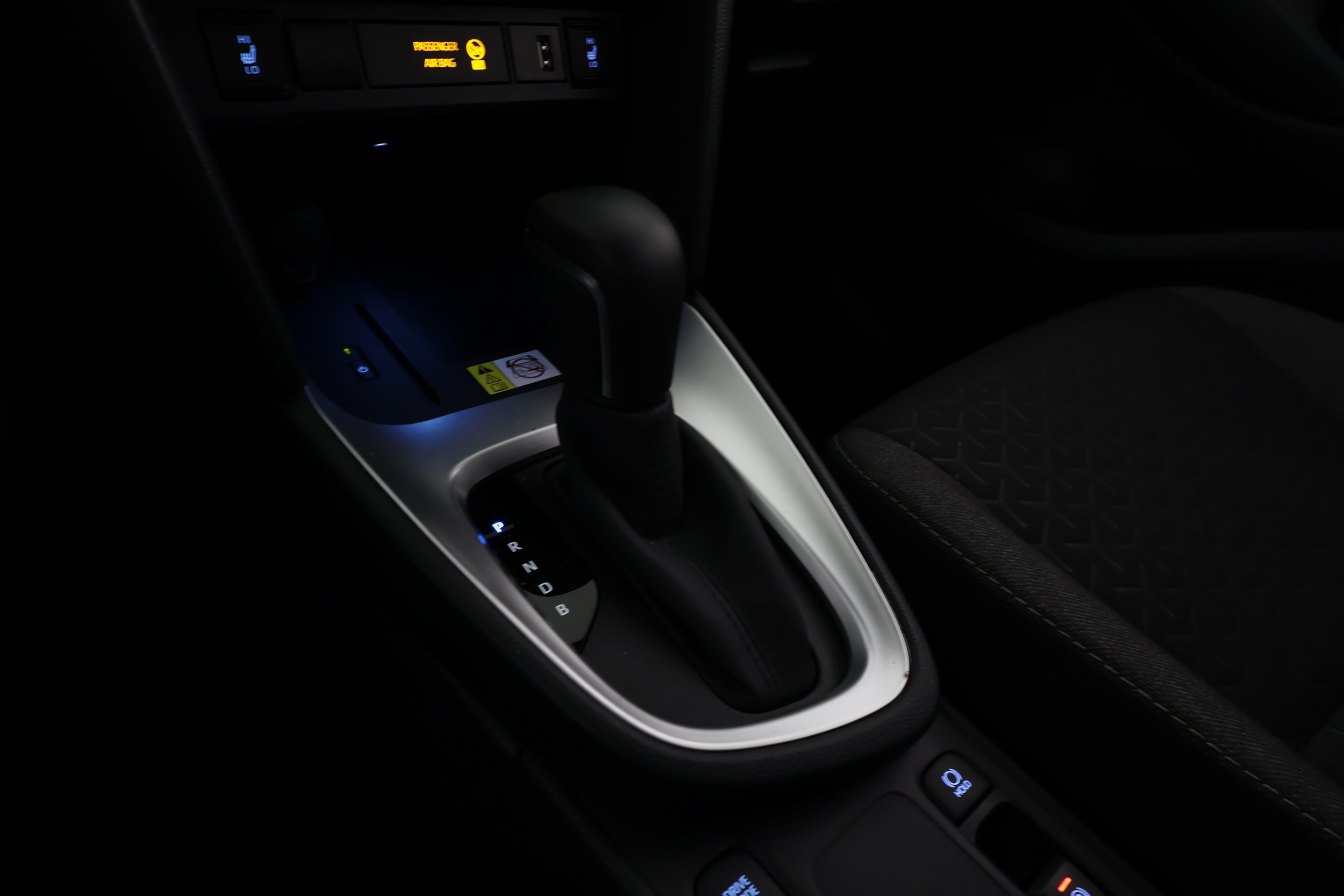 TOYOTA Yaris Cross 2024