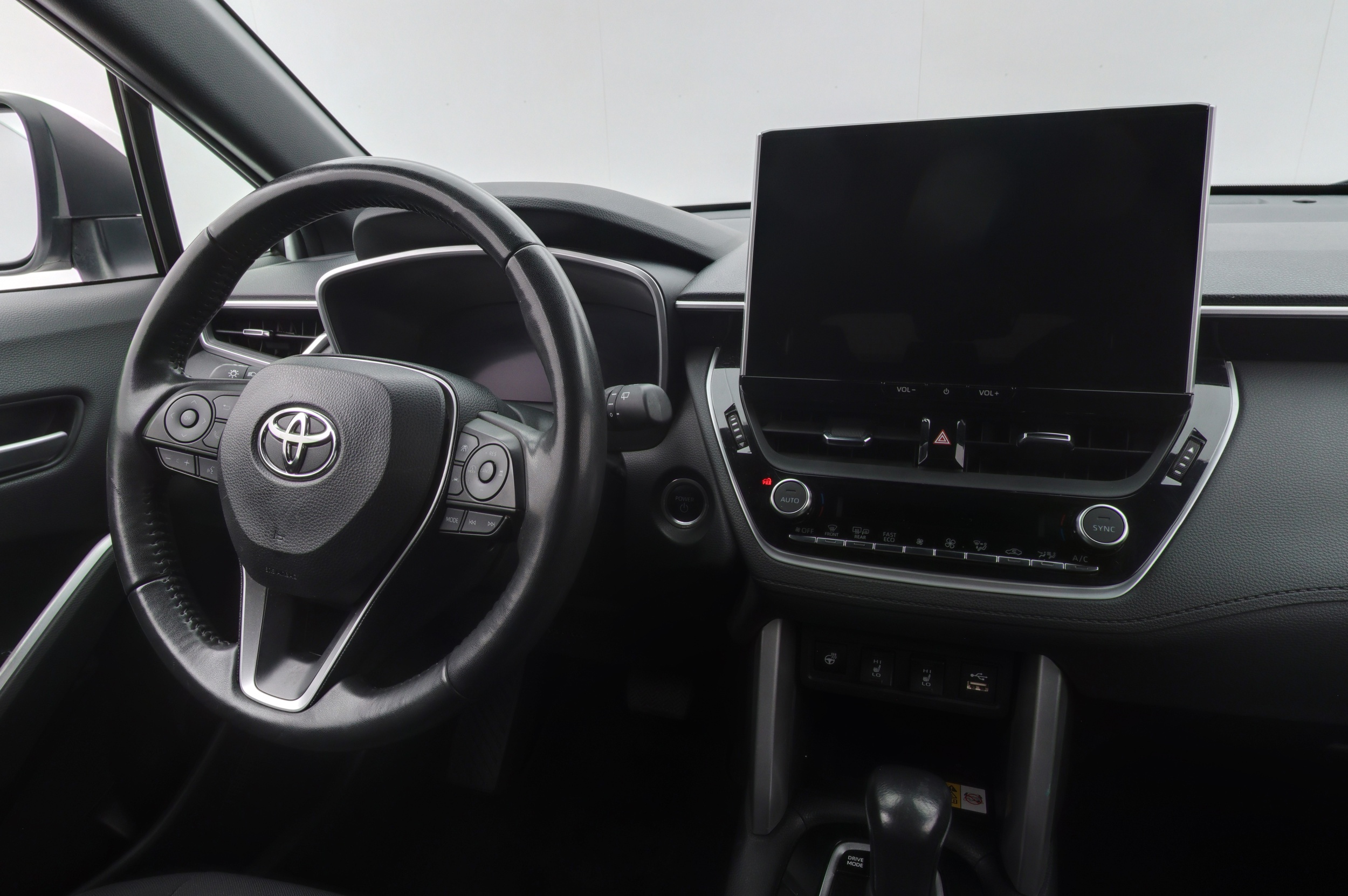 TOYOTA Corolla Cross 2024