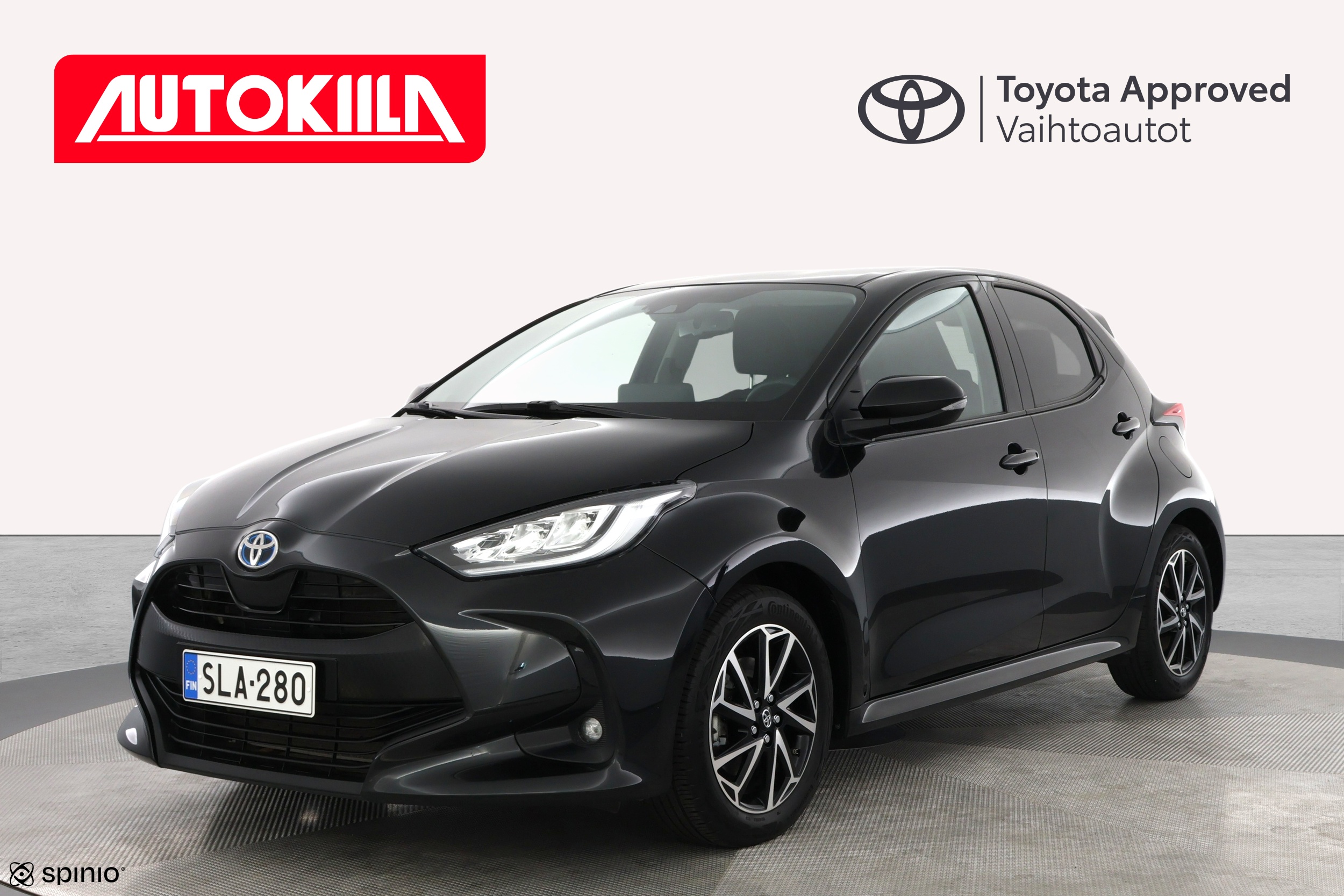 TOYOTA YARIS 2024