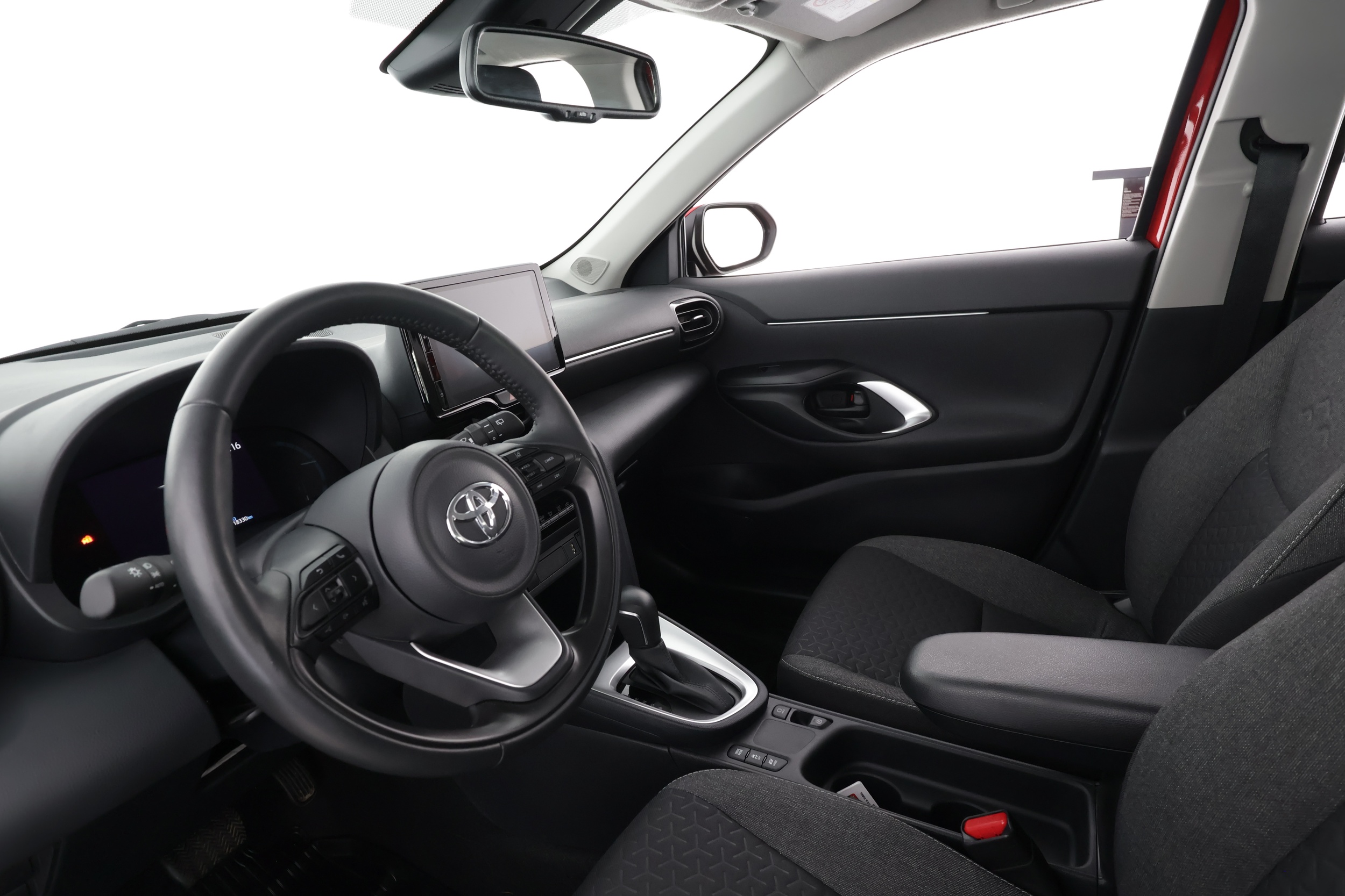 TOYOTA Yaris Cross 2024