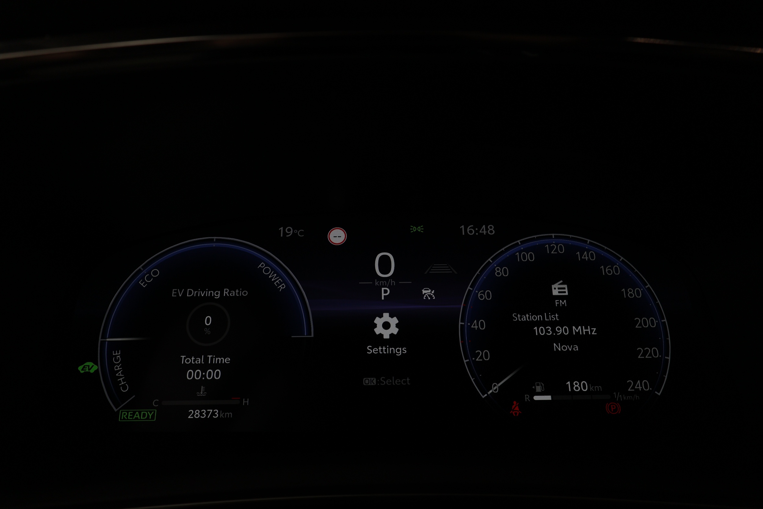 TOYOTA COROLLA 2024