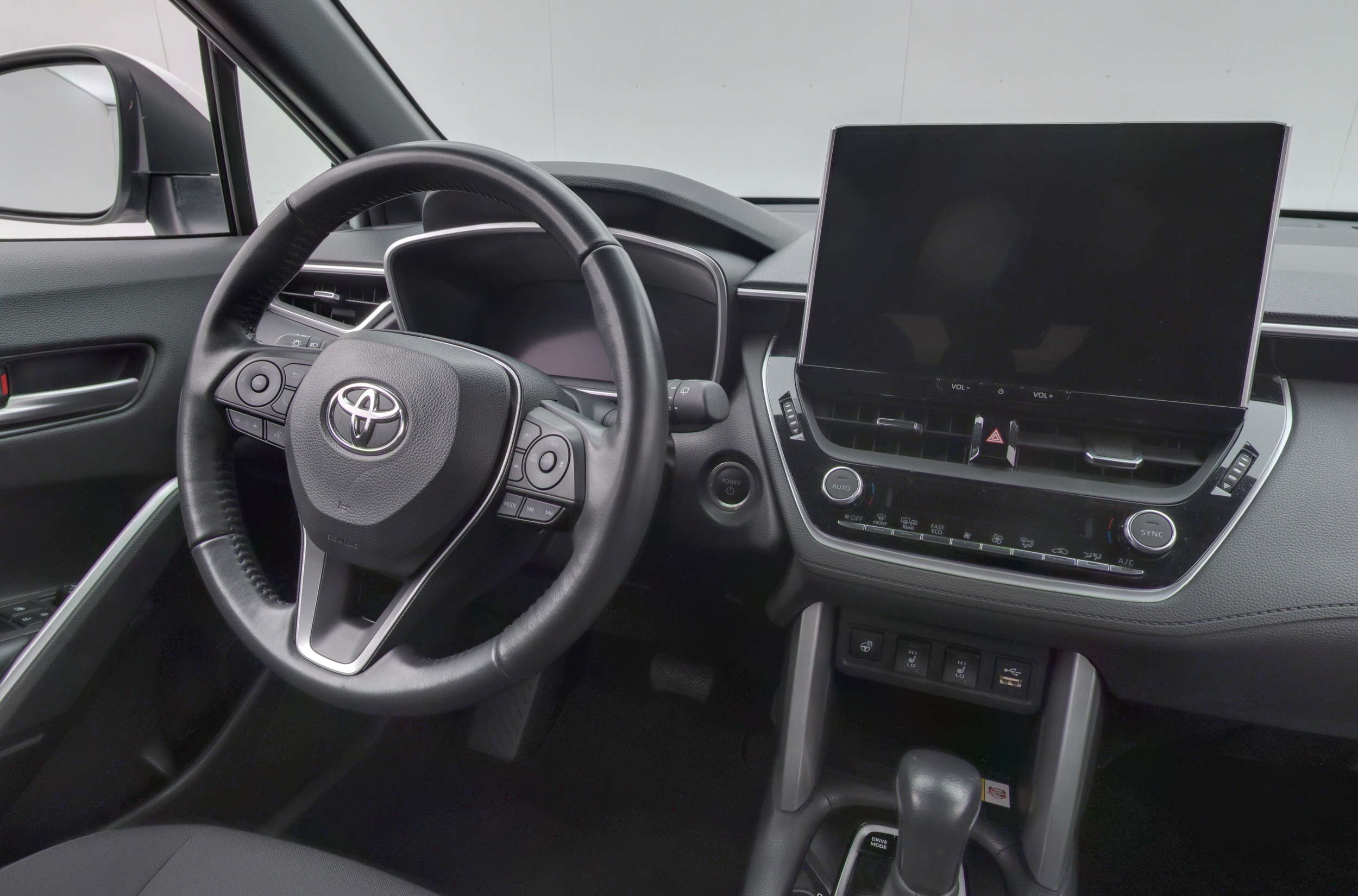 TOYOTA Corolla Cross 2024