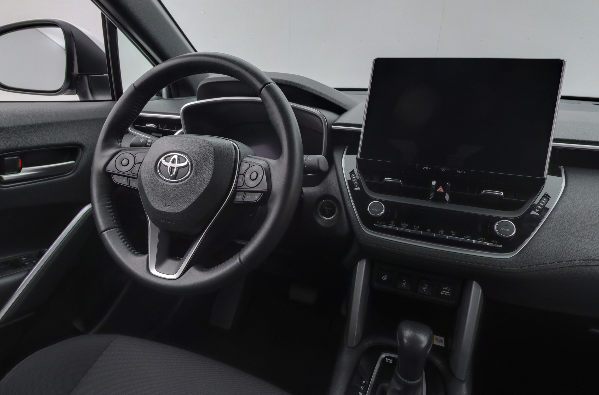 TOYOTA Corolla Cross 2024