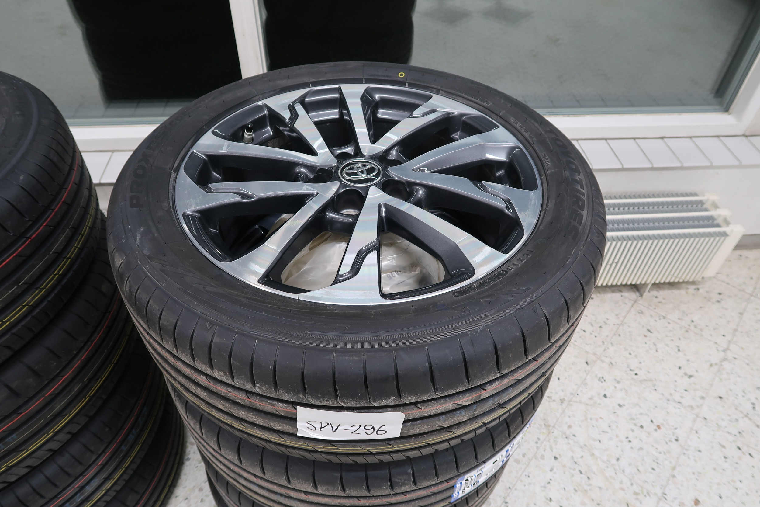 TOYOTA Corolla Cross 2024