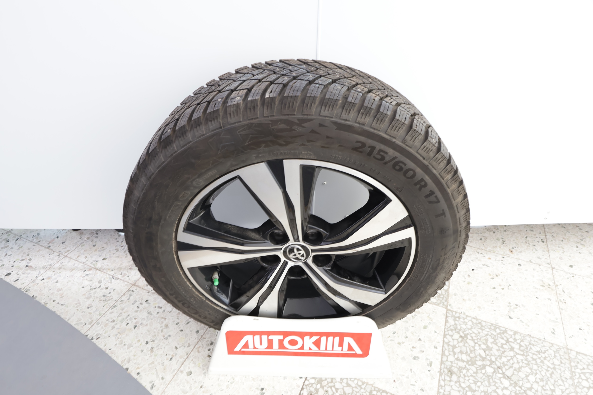 TOYOTA Corolla Cross 2024