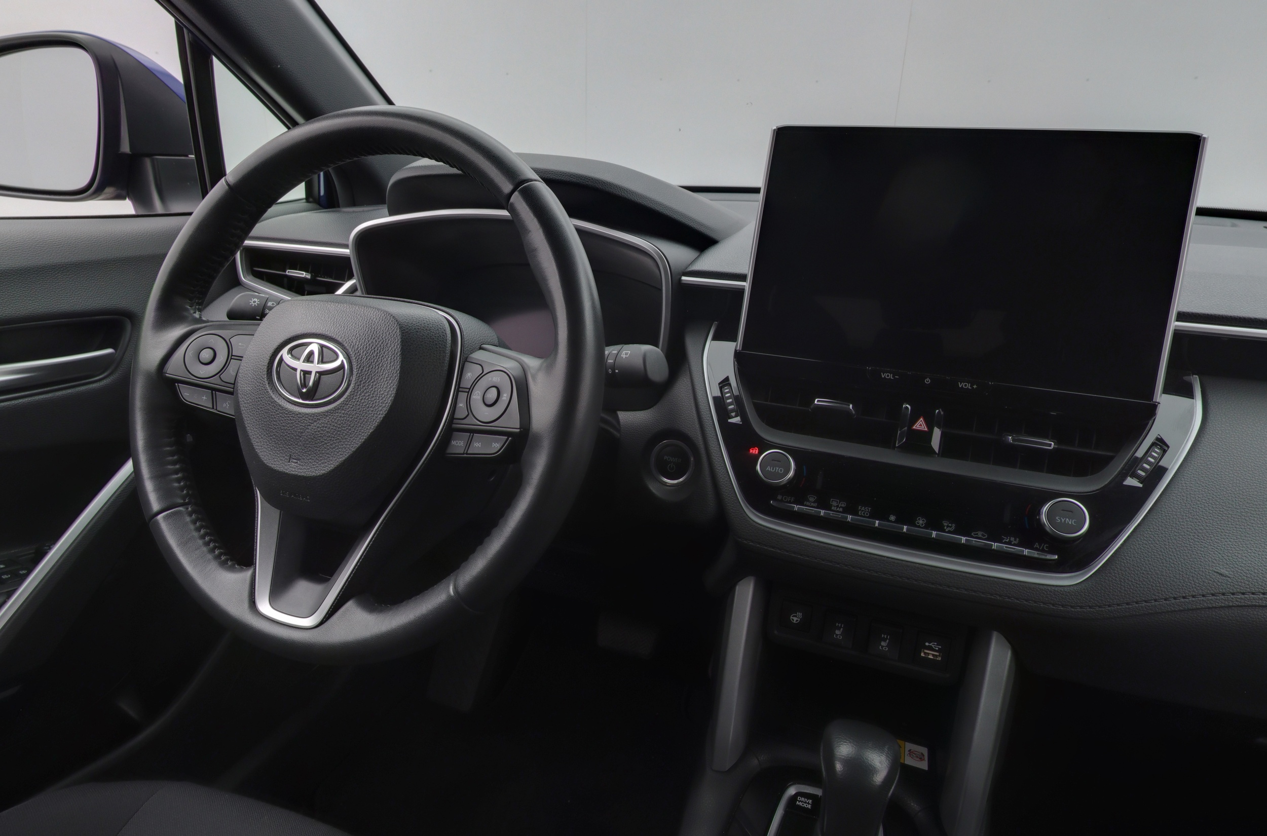 TOYOTA Corolla Cross 2024