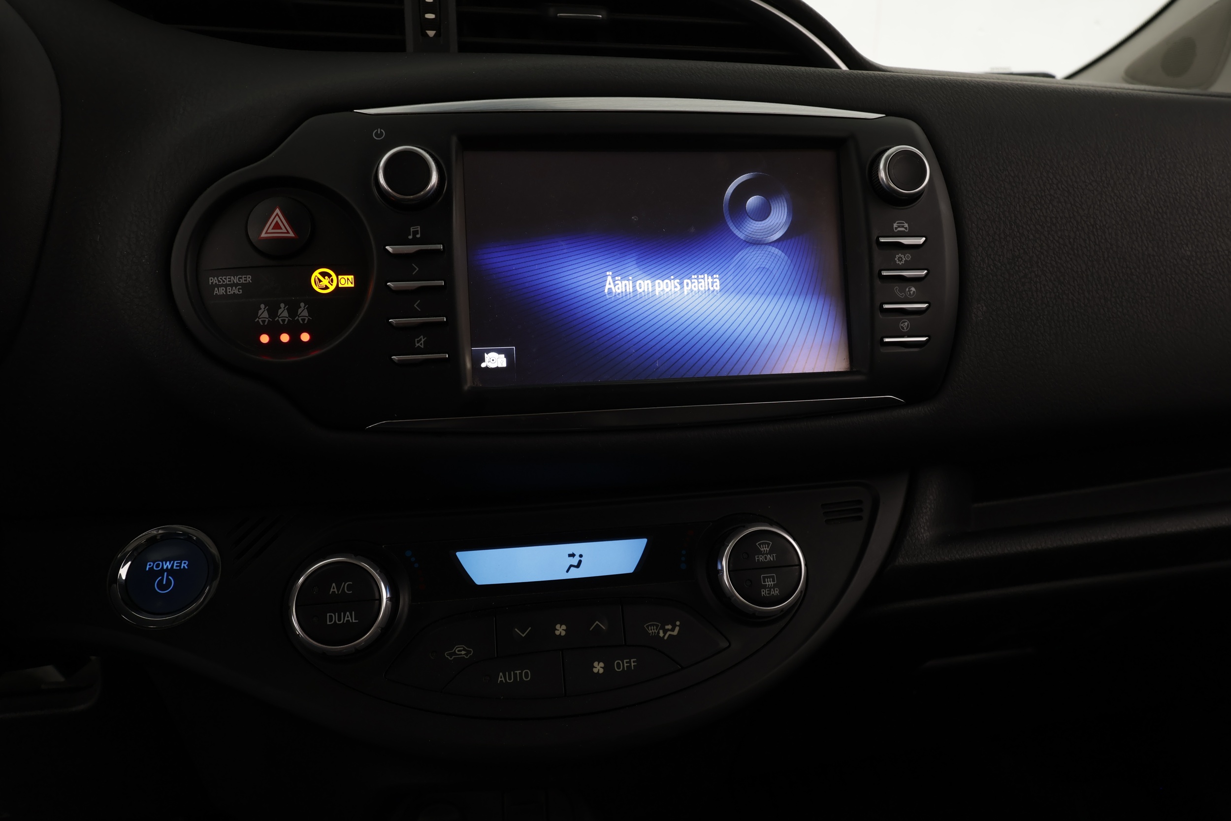 TOYOTA YARIS 2020