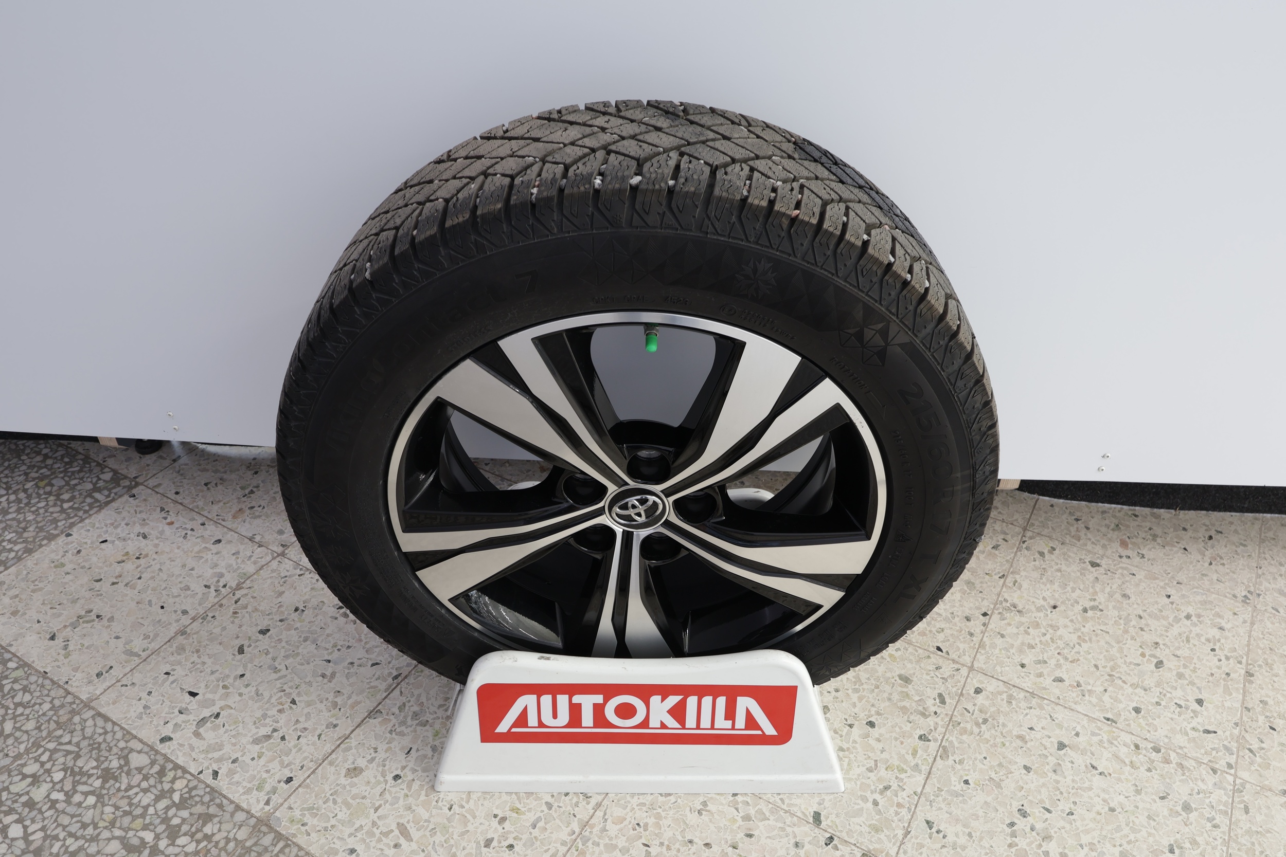 TOYOTA Corolla Cross 2024