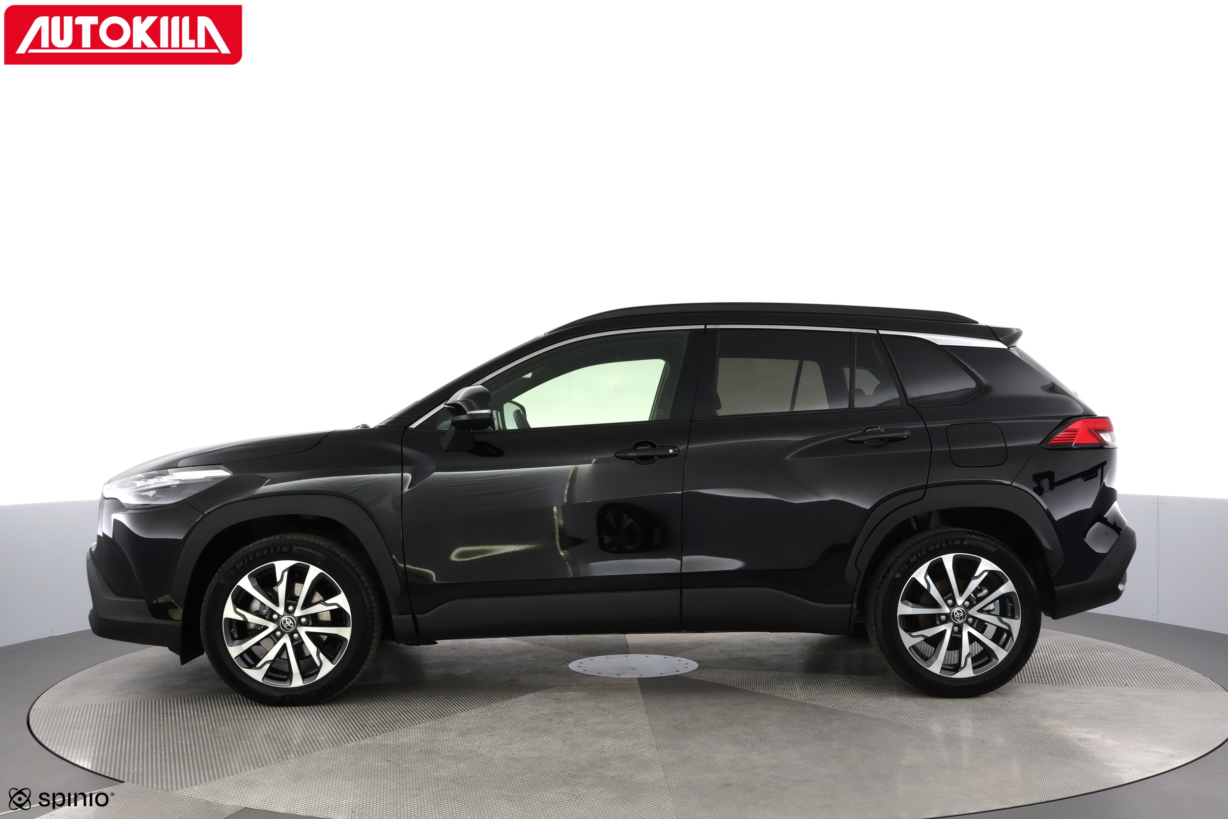 TOYOTA Corolla Cross 2024