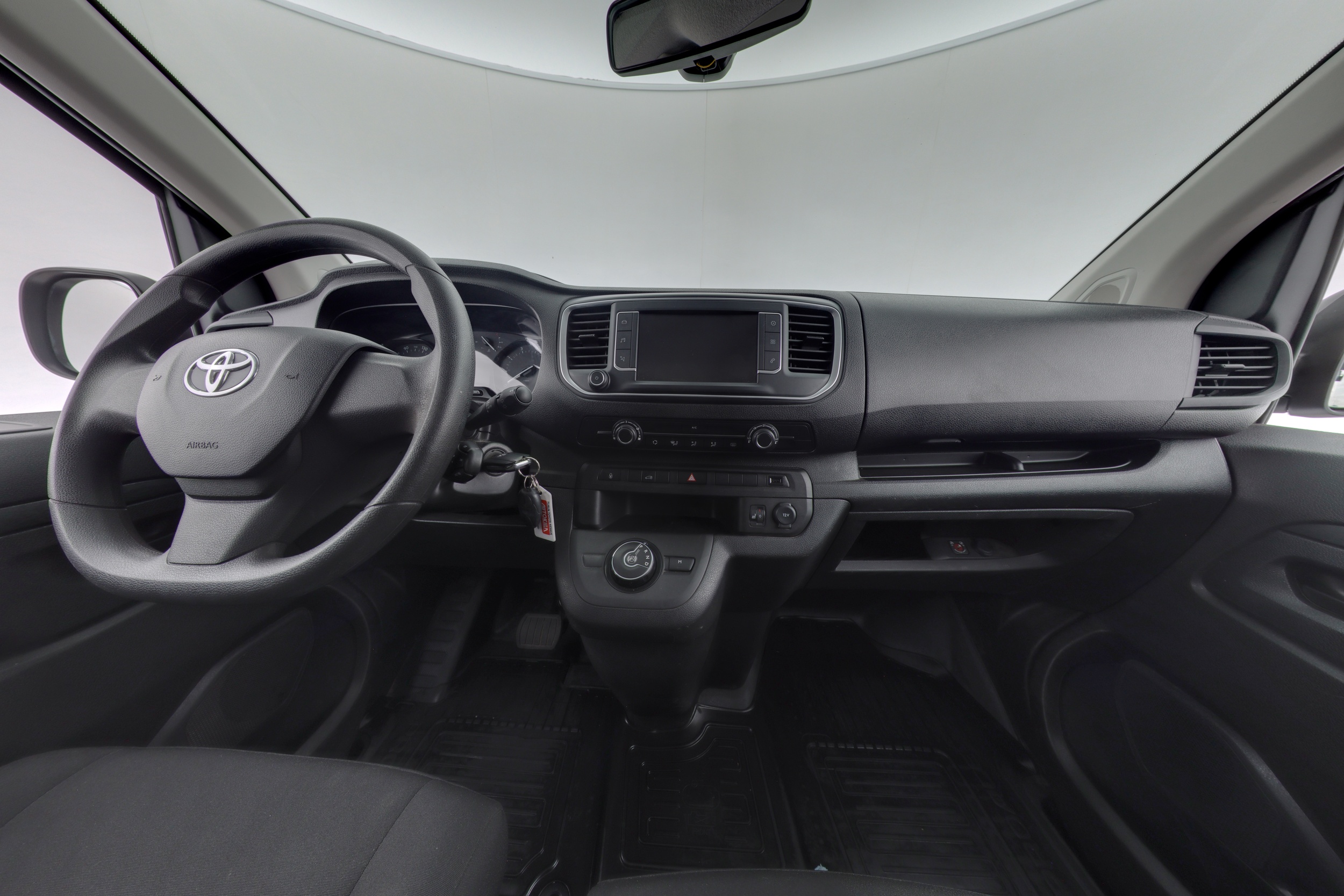 TOYOTA Proace 2023