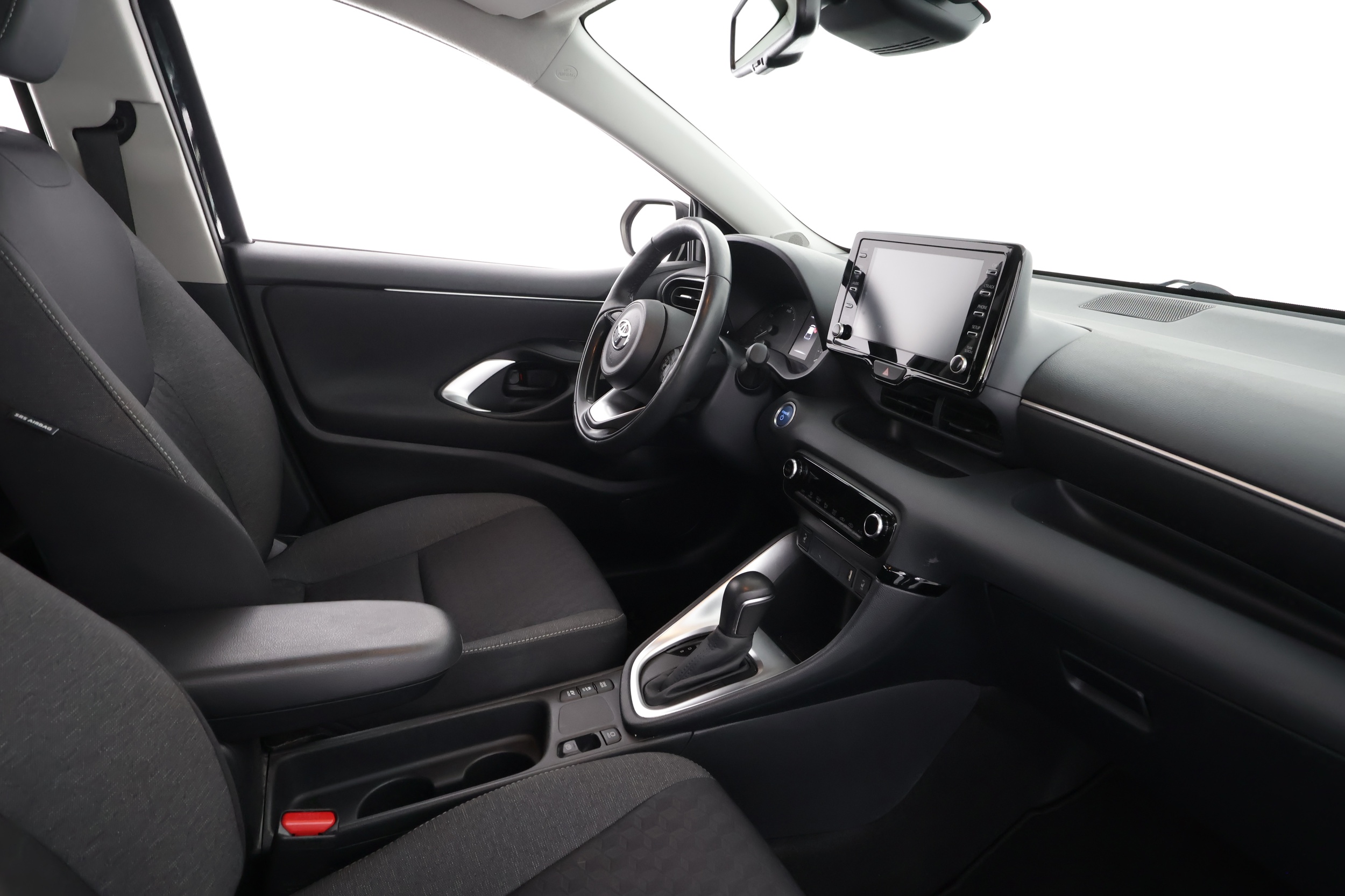 TOYOTA YARIS 2024