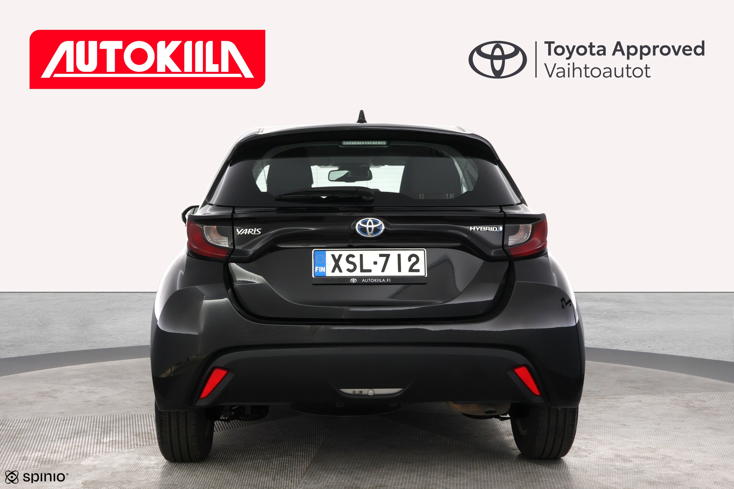 TOYOTA YARIS 2024