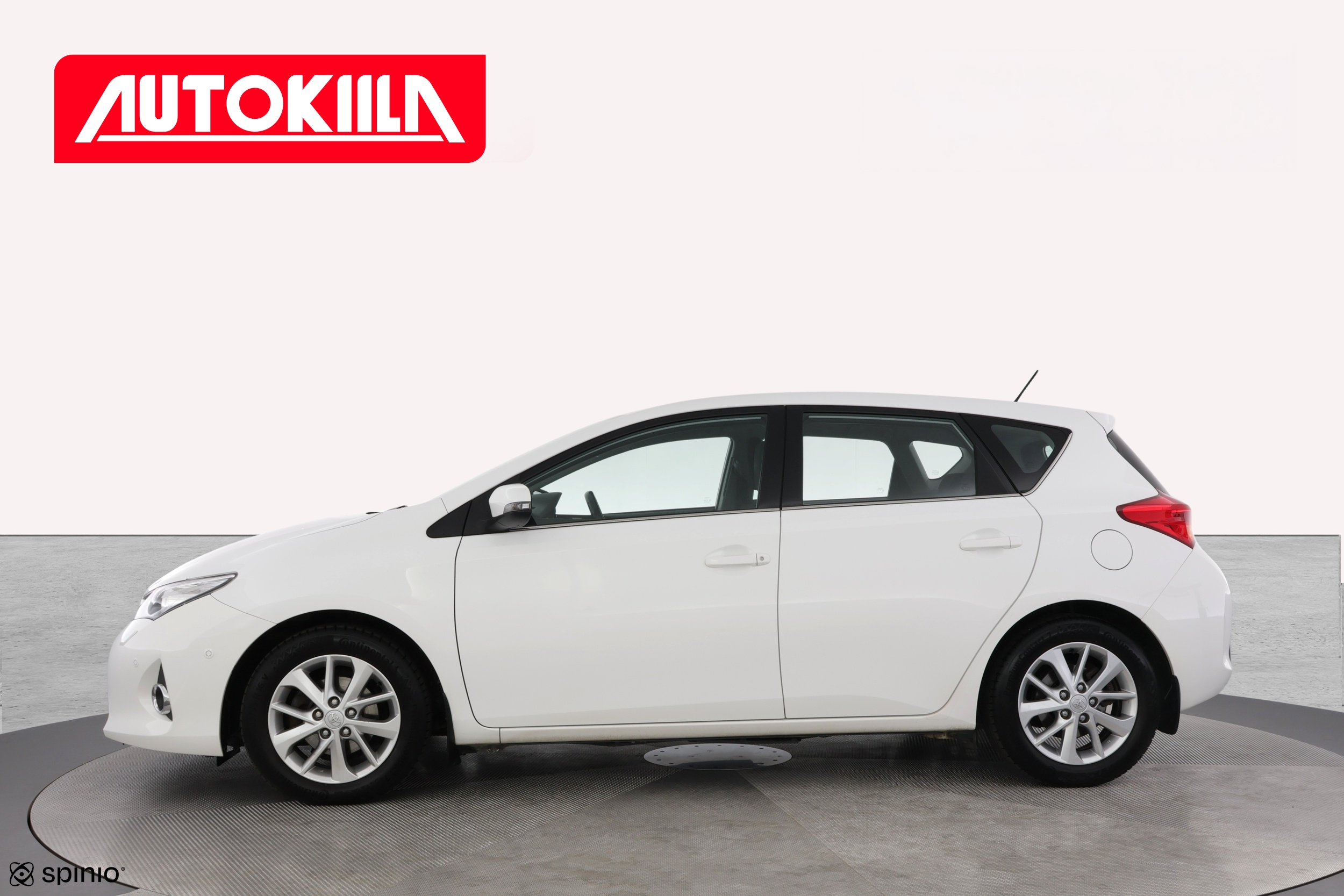TOYOTA AURIS 2013