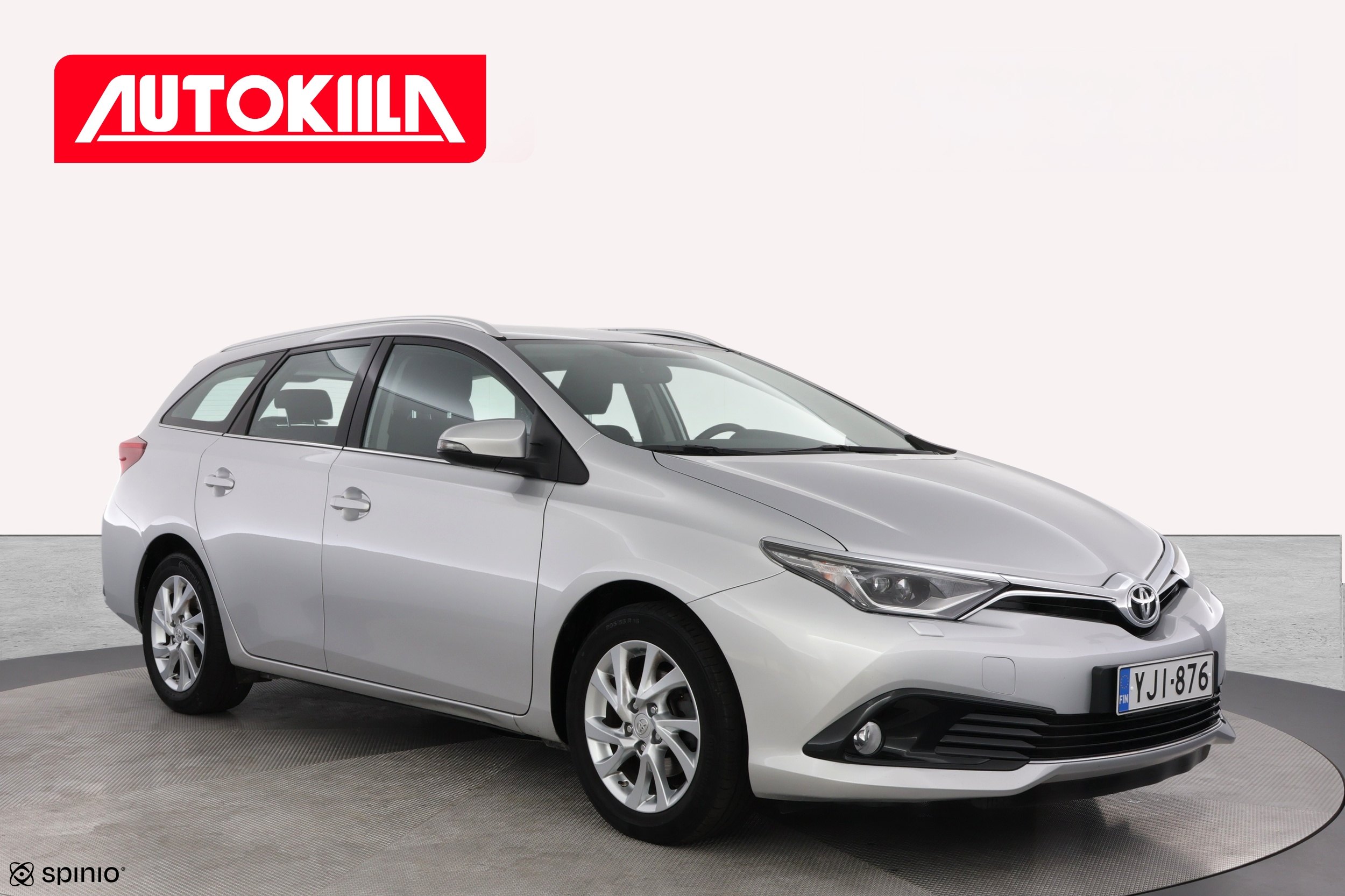TOYOTA AURIS 2016
