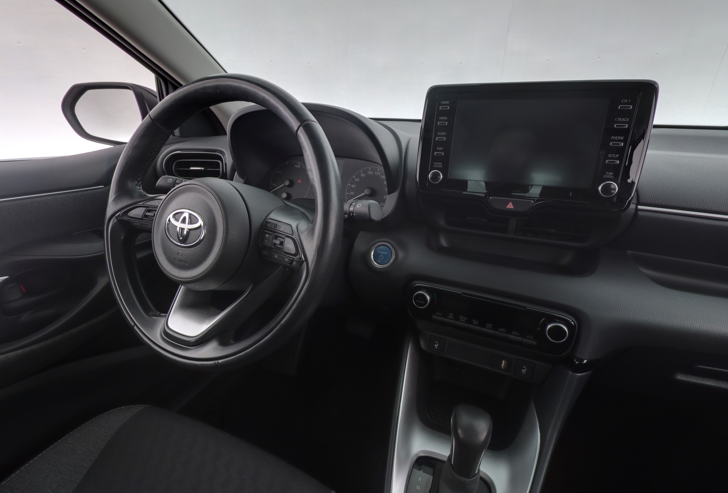 TOYOTA YARIS 2022