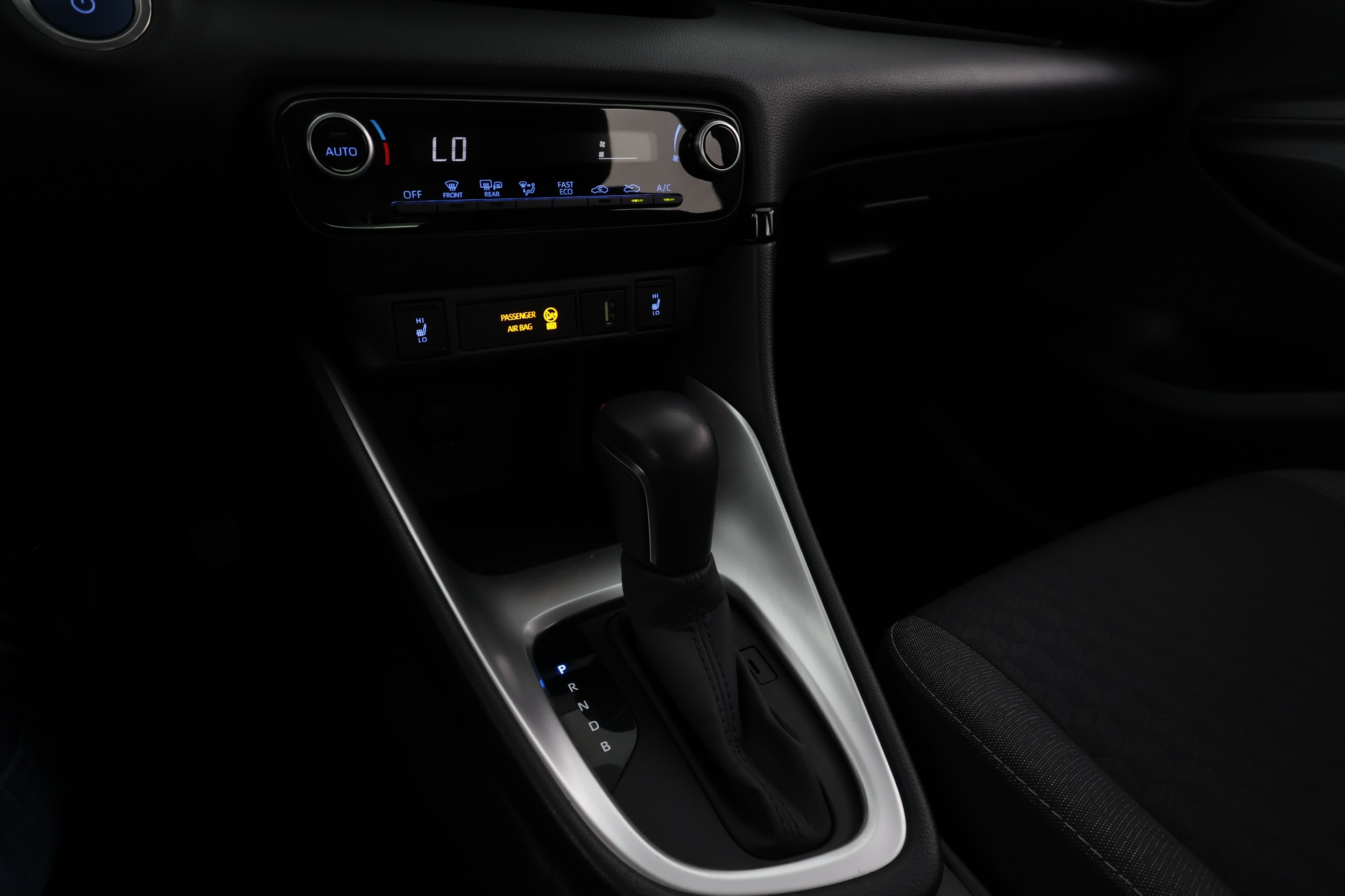 TOYOTA YARIS 2022