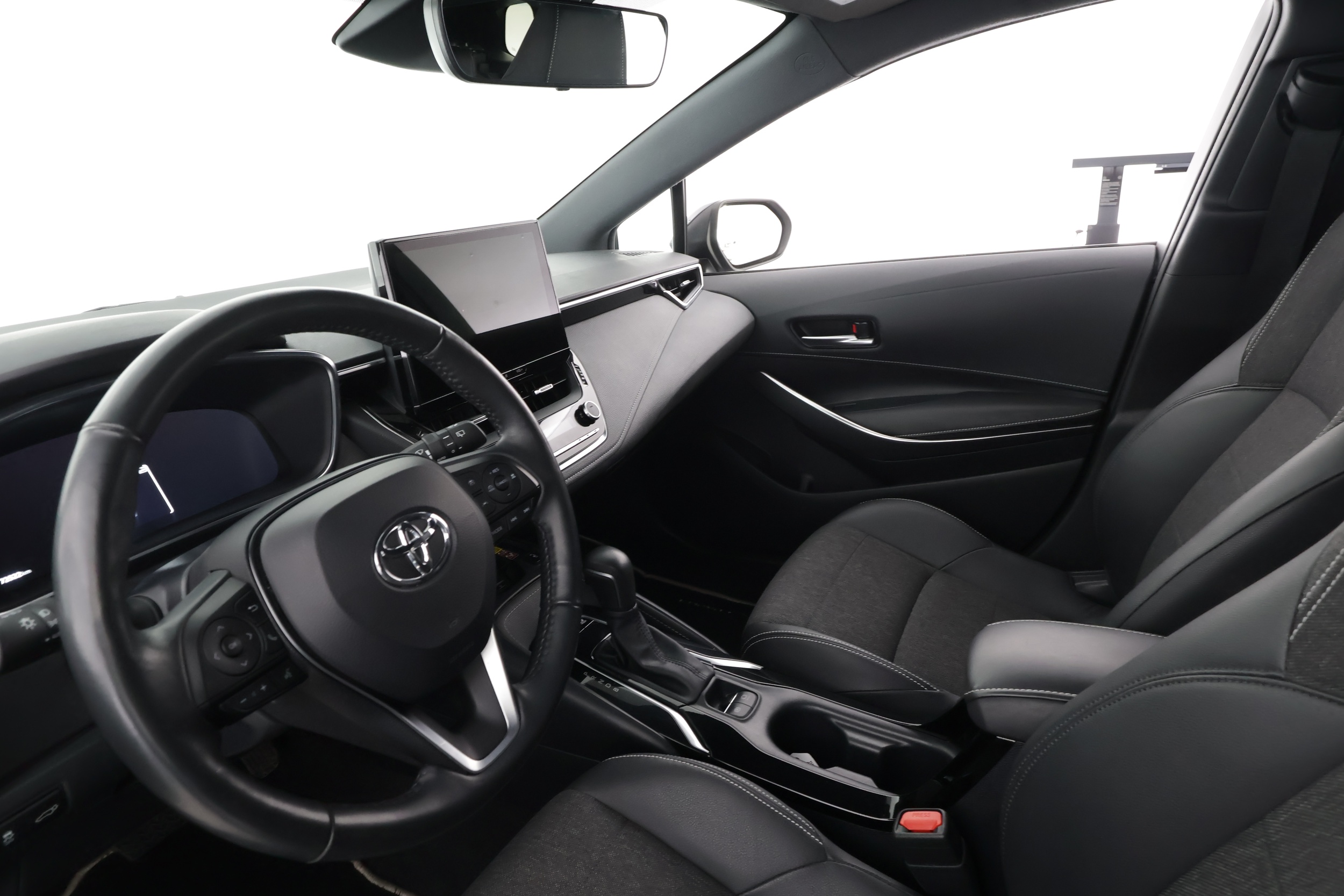 TOYOTA COROLLA 2024