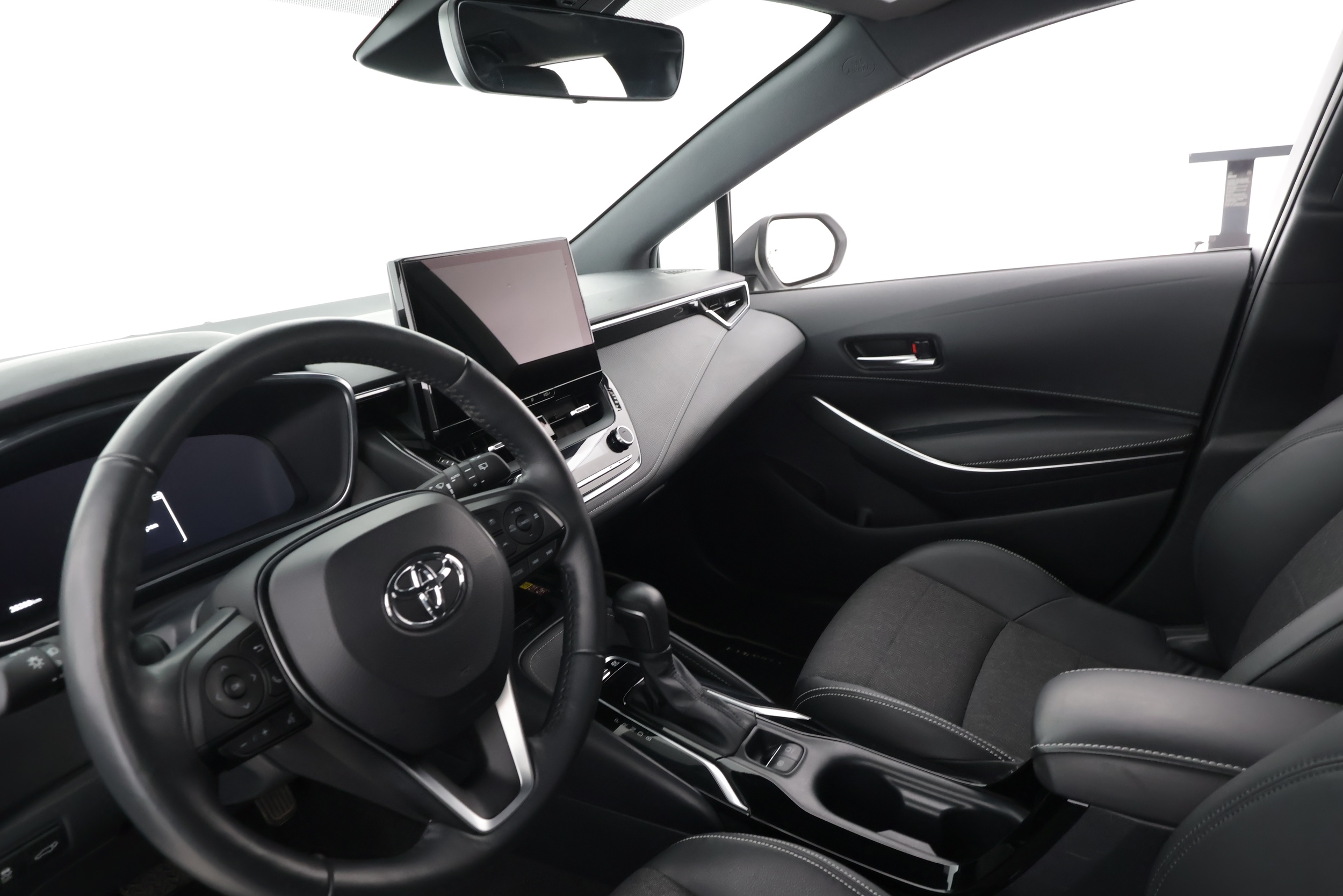 TOYOTA COROLLA 2024