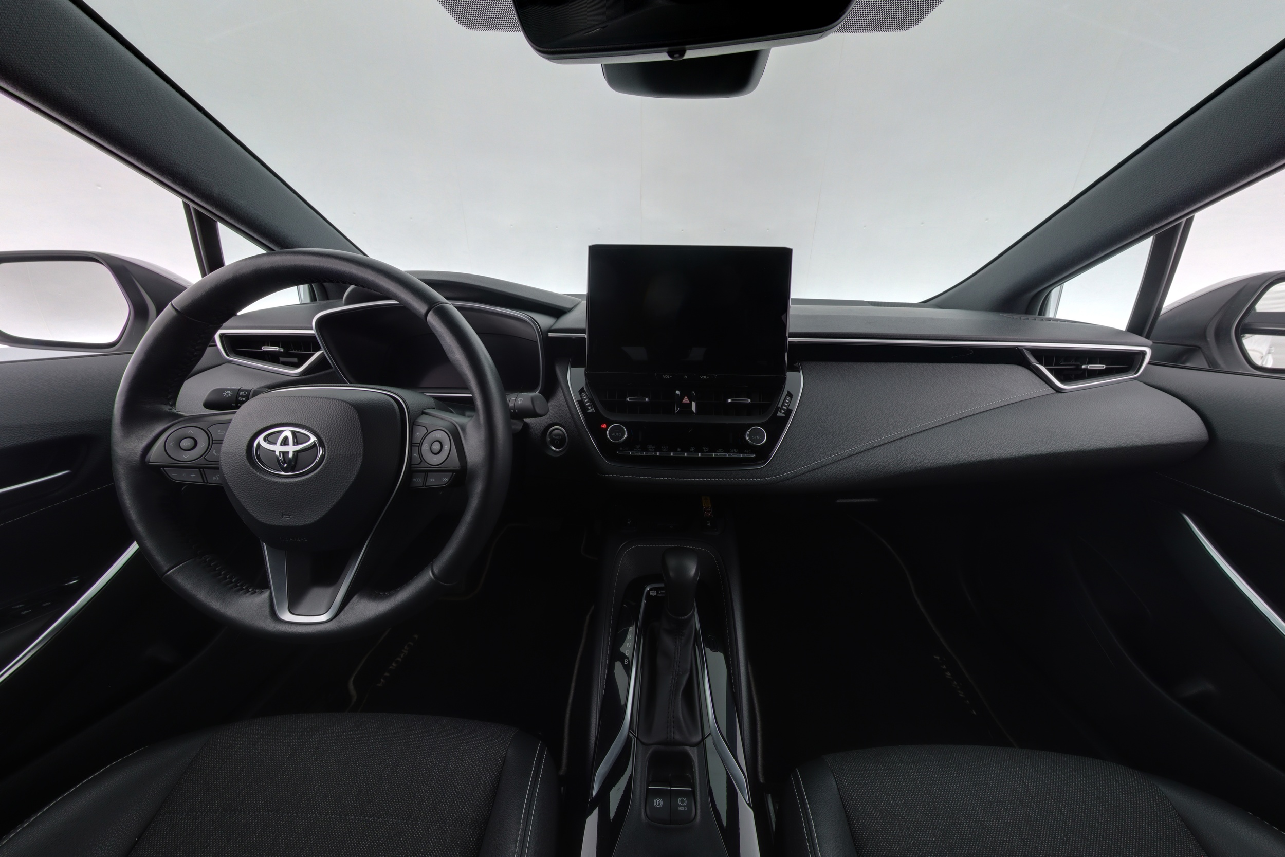 TOYOTA COROLLA 2024