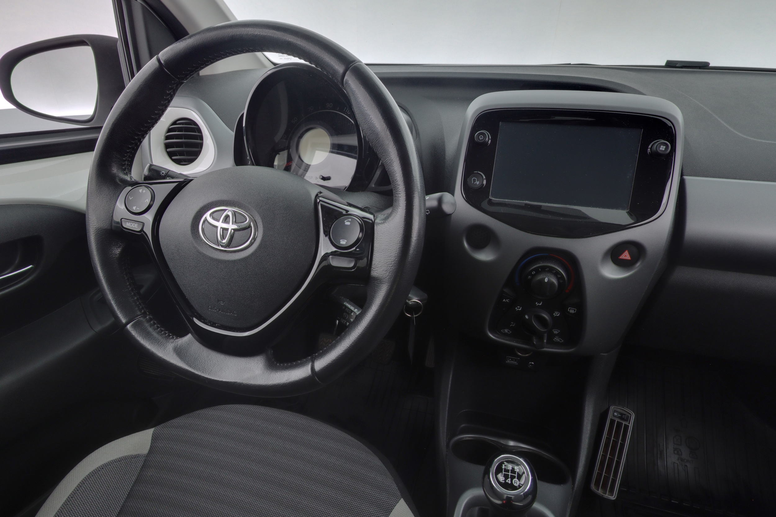 TOYOTA AYGO 2019