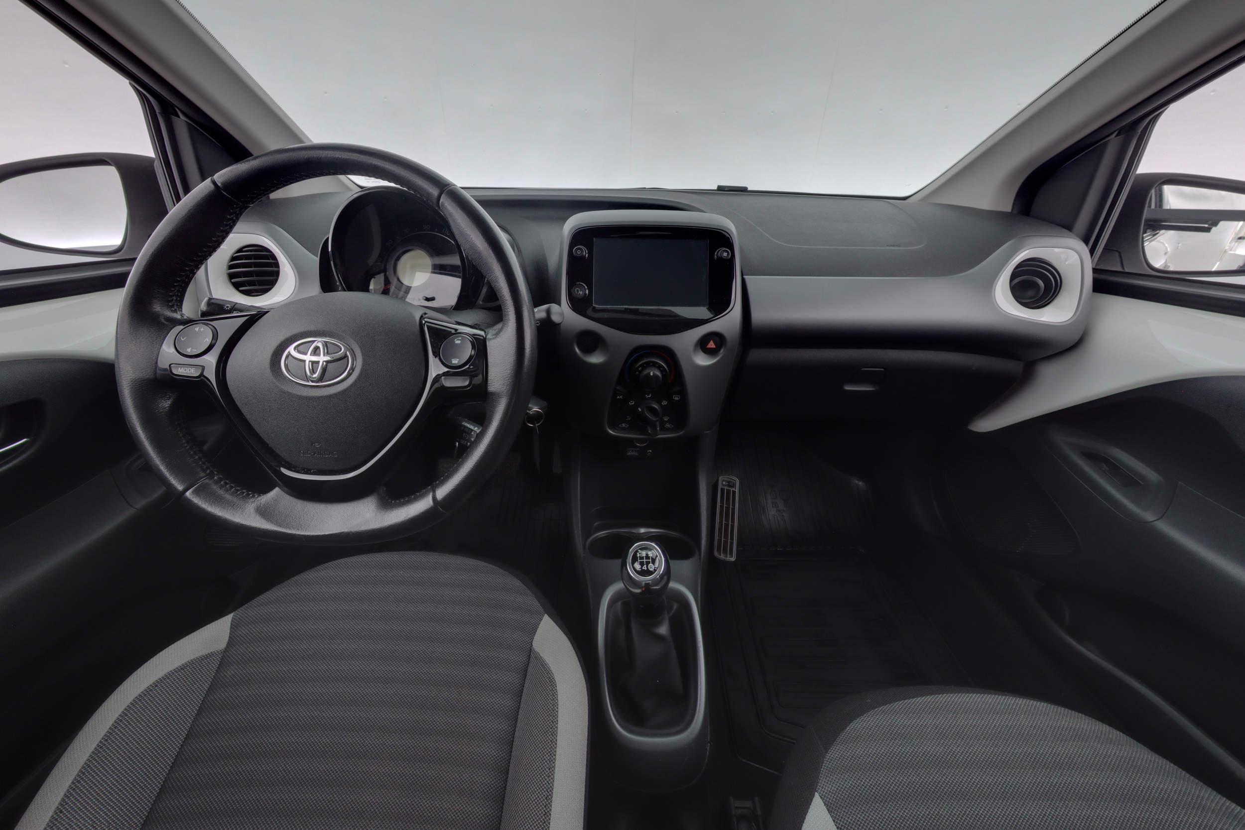 TOYOTA AYGO 2019
