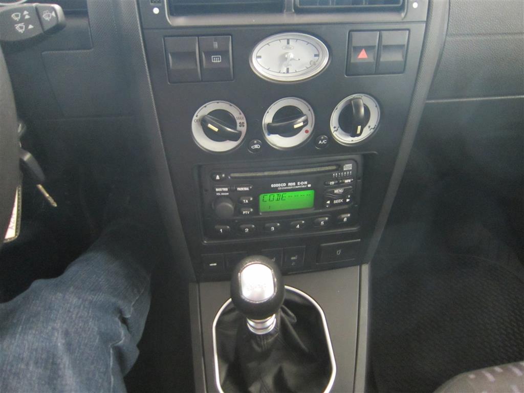 Ford Mondeo 2002