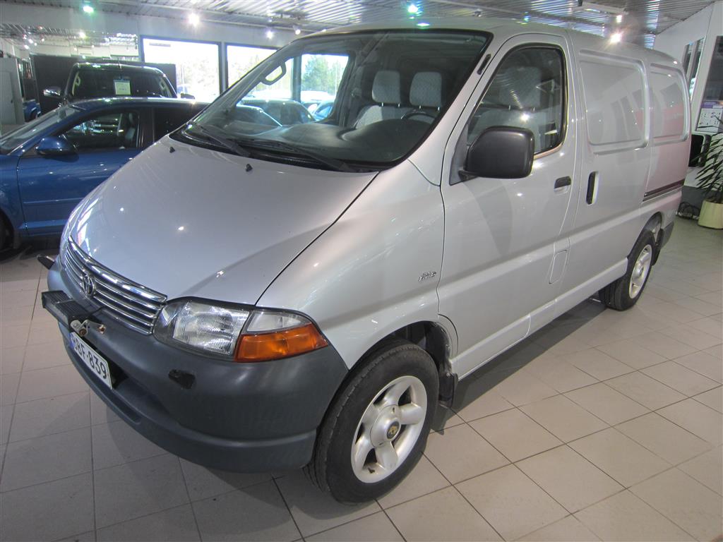 Toyota Hiace 2003