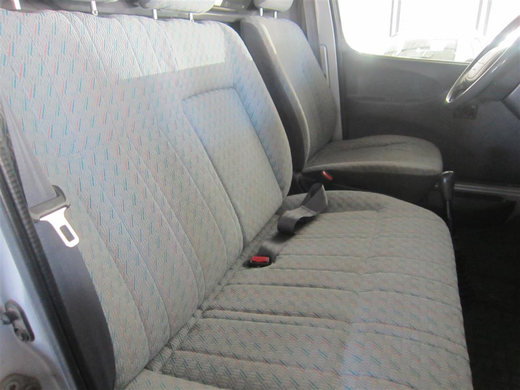 Toyota Hiace 2003