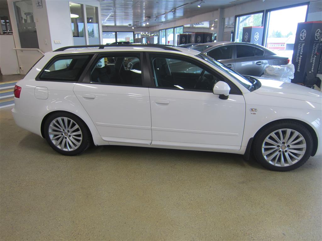 Seat Exeo ST 2011
