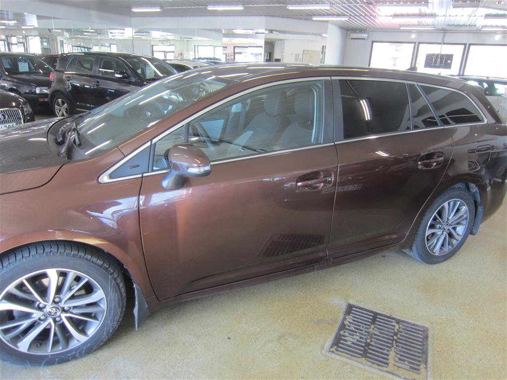 Toyota Avensis 2017