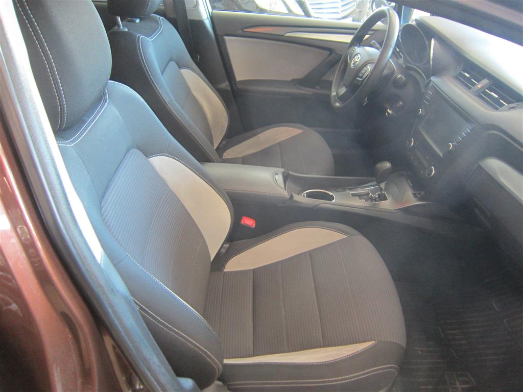 Toyota Avensis 2017