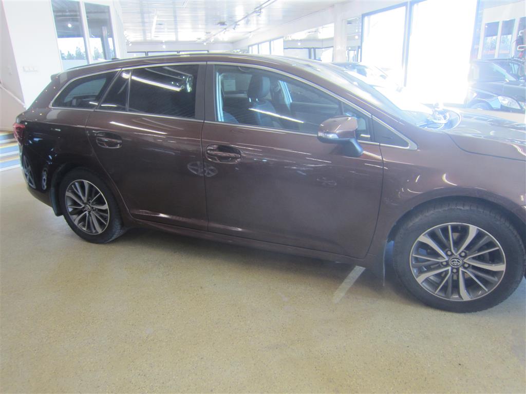 Toyota Avensis 2017